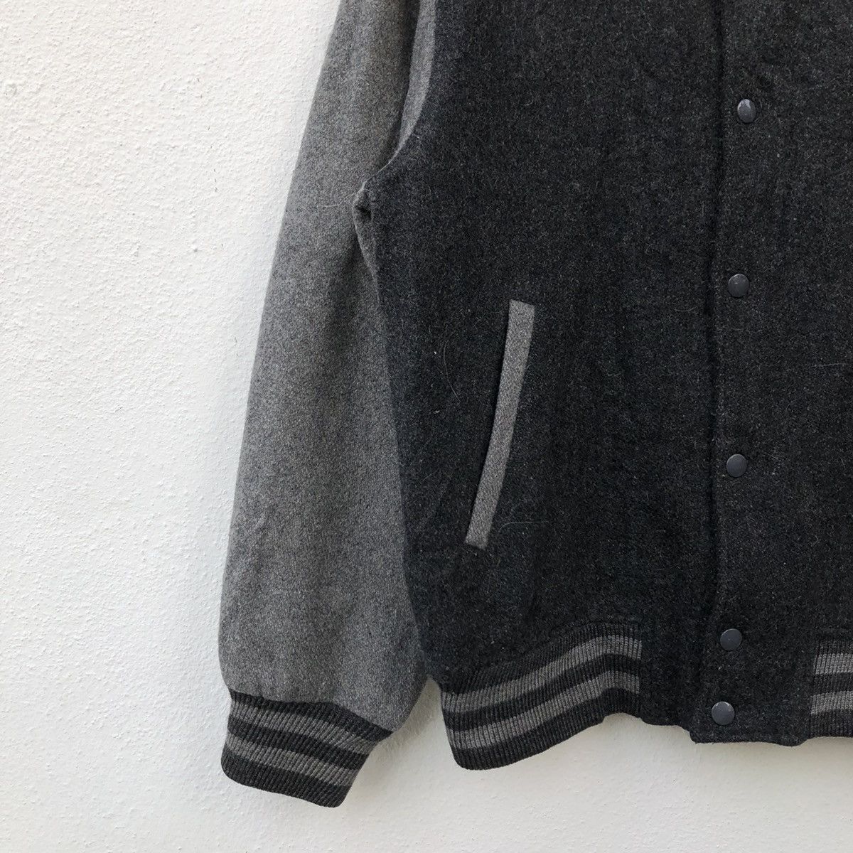 Japanese Brand VINTAGE VARSITT JACKET JAPANESE BRAND PLAIN Size US M / EU 48-50 / 2 - 4 Thumbnail