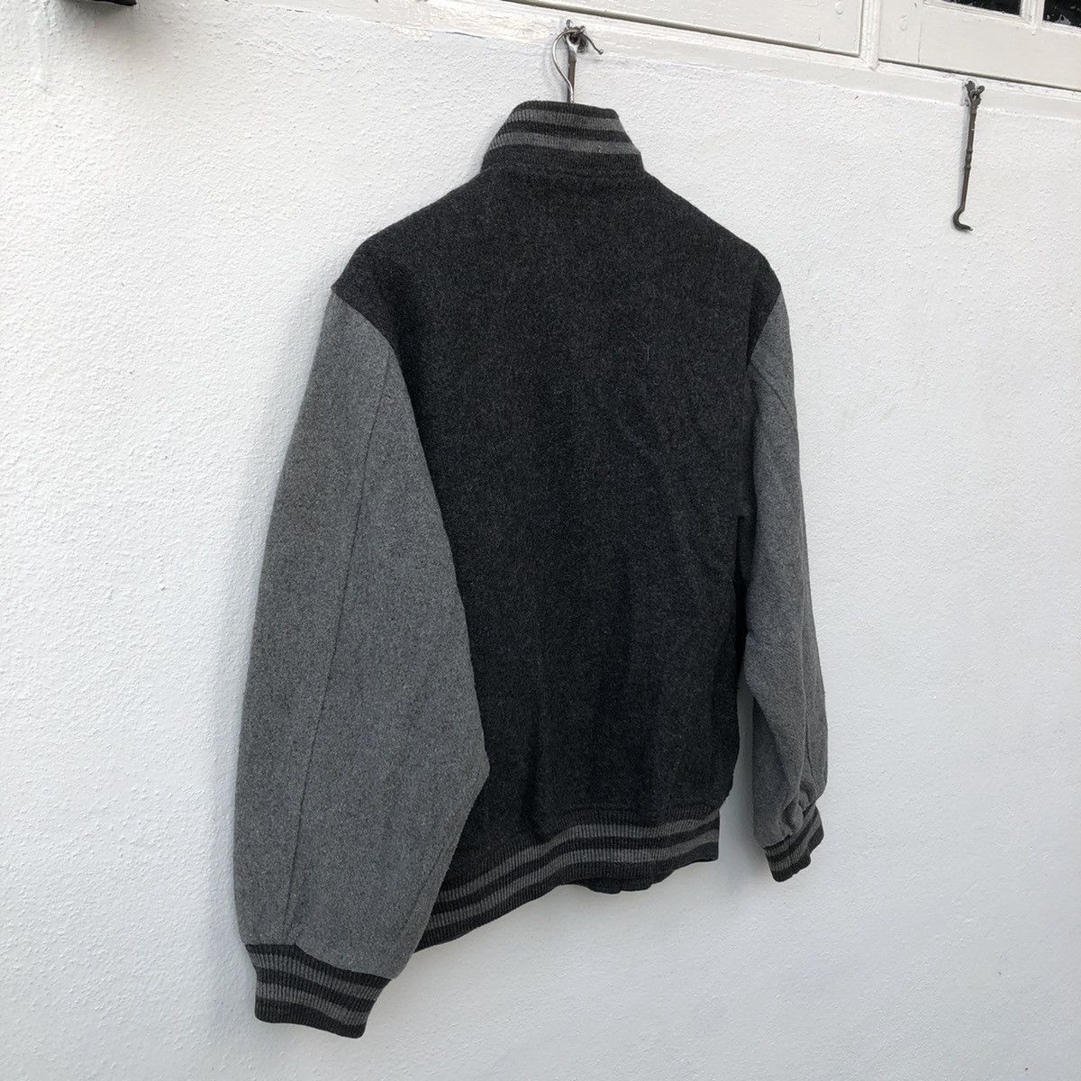 Japanese Brand VINTAGE VARSITT JACKET JAPANESE BRAND PLAIN Size US M / EU 48-50 / 2 - 7 Thumbnail