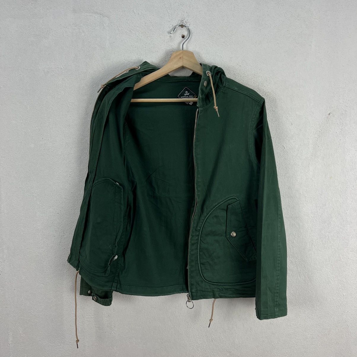 GRN VINTAGE SURVIVAL JACKET GRN MOUNTAIN WEAR STANDARD OF EARTH Size US S / EU 44-46 / 1 - 10 Thumbnail