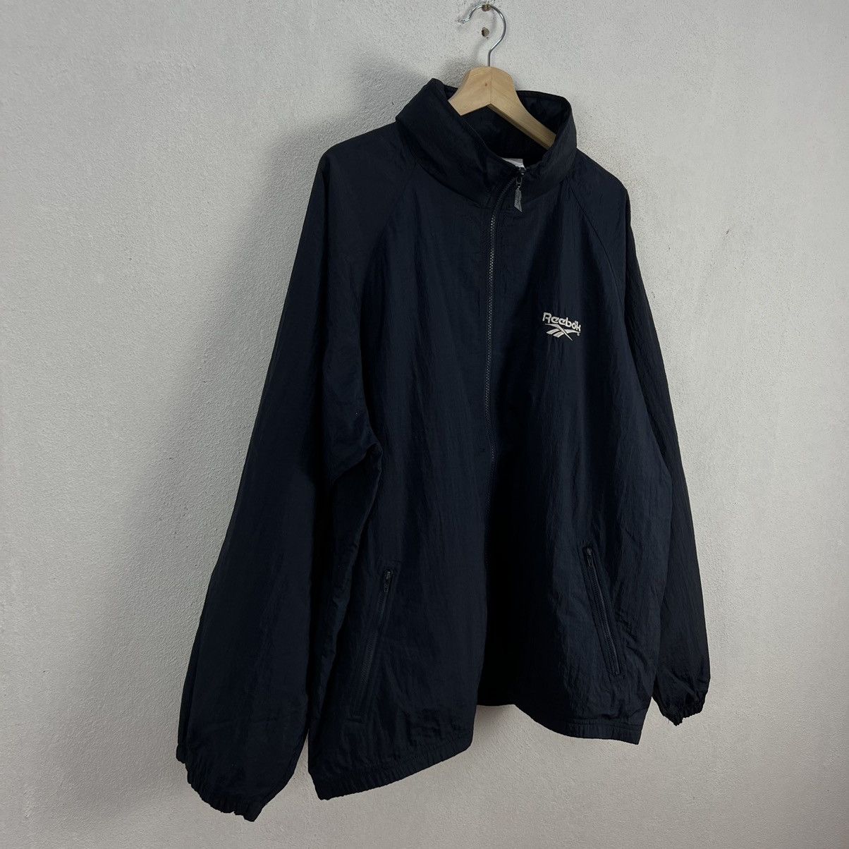 Japanese Brand VINTAGE REEBOK WINDBREAKER ZIPPER BIG LOGO Size US L / EU 52-54 / 3 - 2 Thumbnail