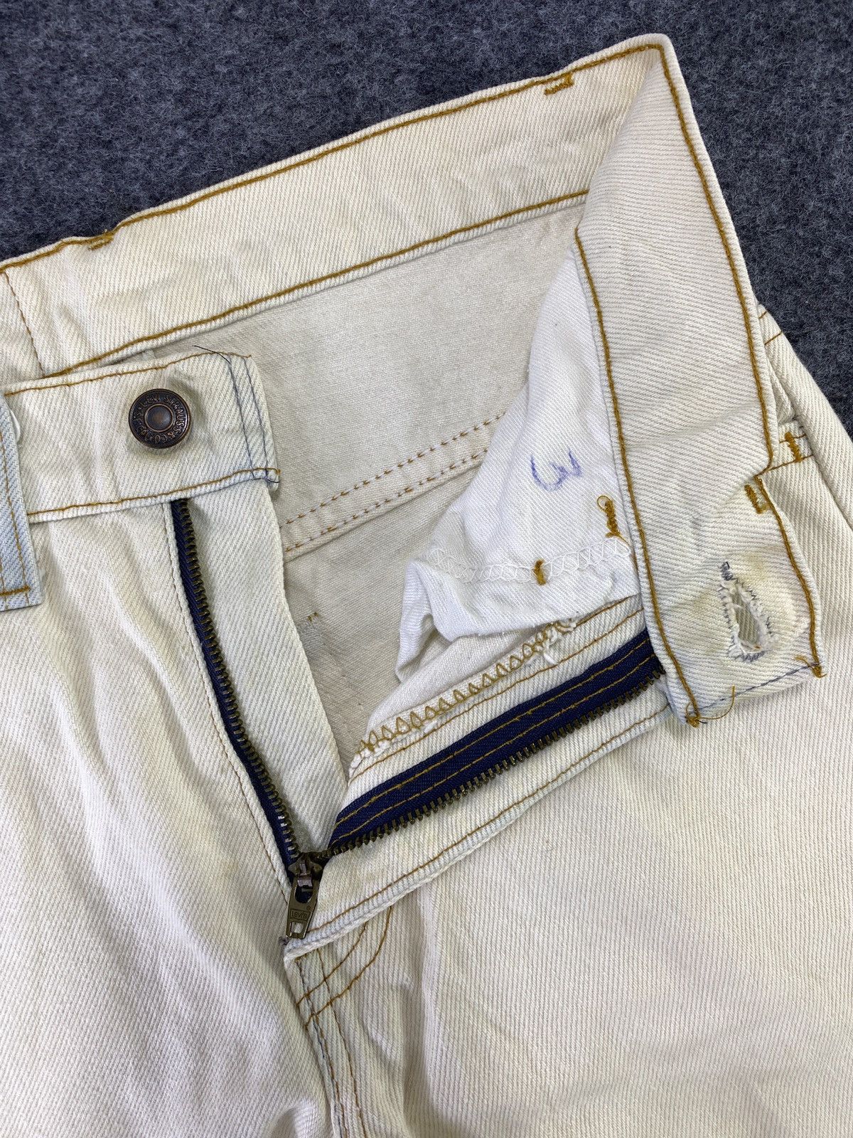 Levi's 80s Vintage Levis 519 Jeans Orange Tab 28x30 - J769 Size US 28 / EU 44 - 3 Thumbnail
