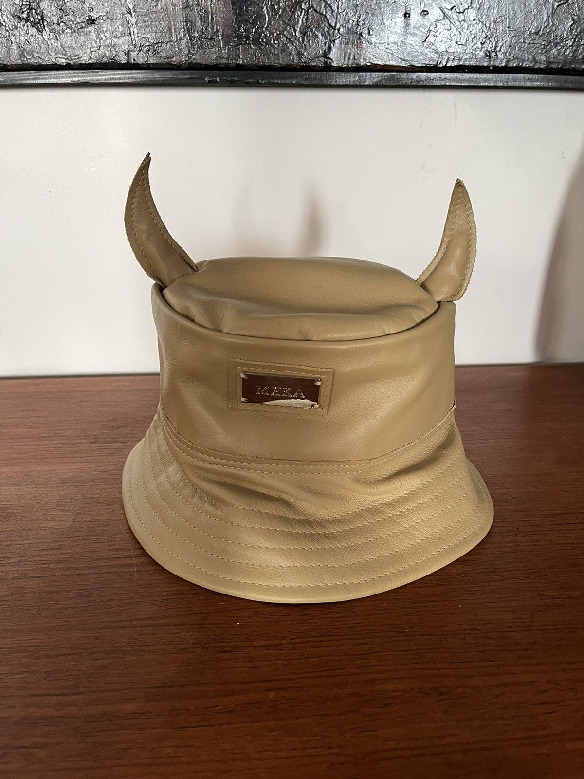 image of Vintage Martin Myaka Démon Bucket Hat in Beige, Men's