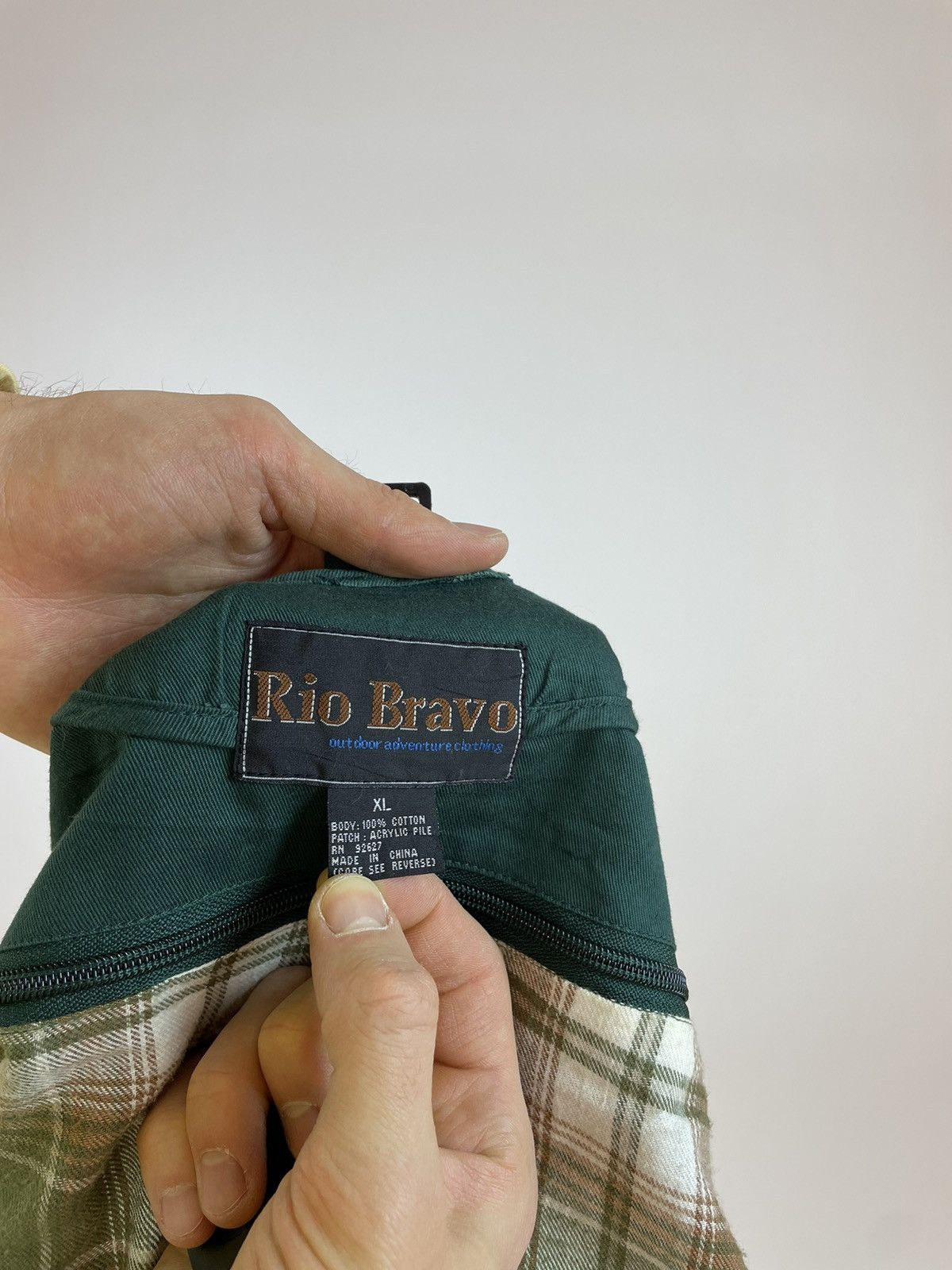 Vintage RIO BRAVO Vintage Cropped Vest Multi-pocket Mens size XL Size US XL / EU 56 / 4 - 13 Thumbnail