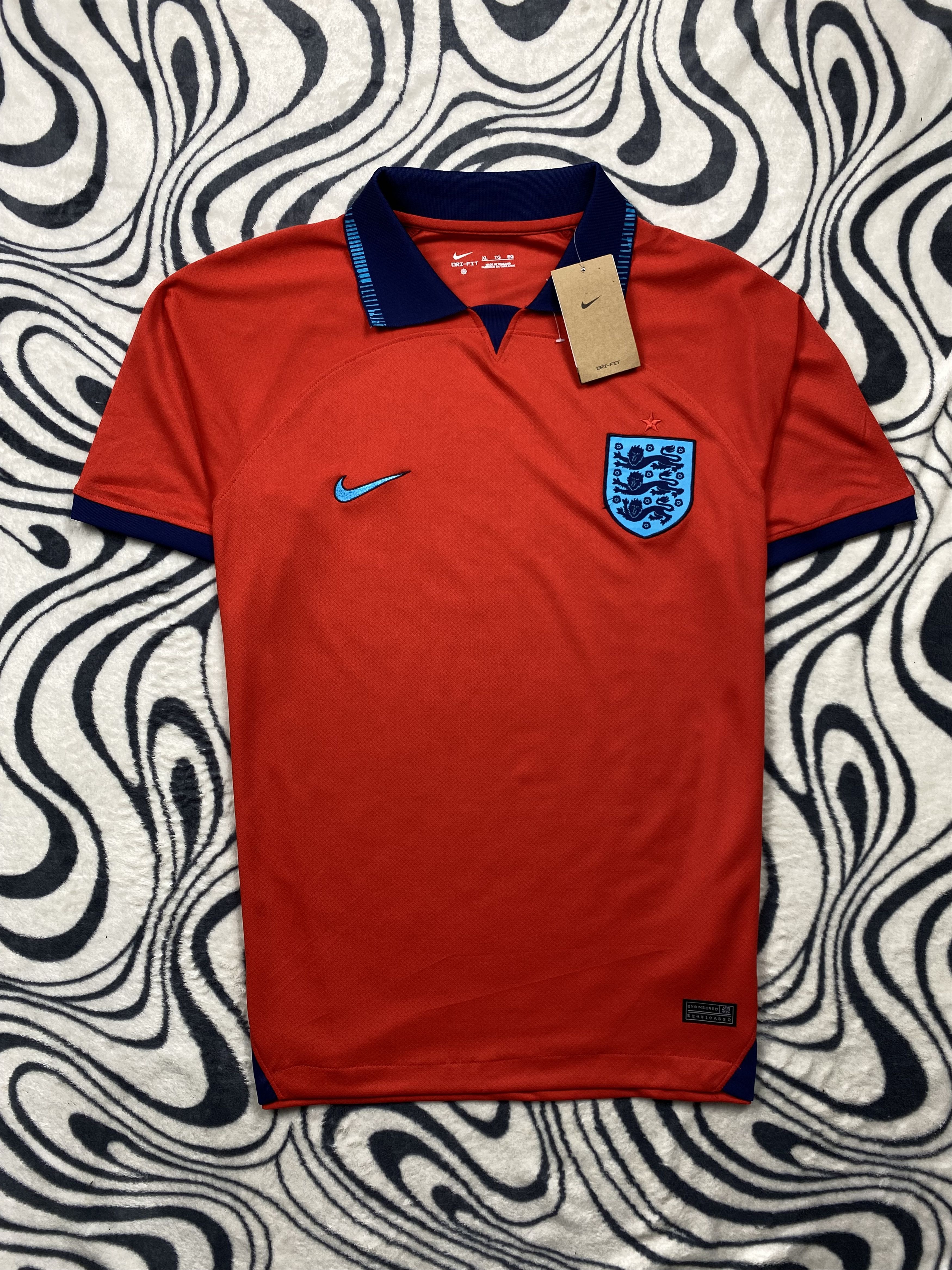 Nike × Vintage NEW Nike England Vintage Jersey T-Shirt Tee Polo Dri Fit Size US XL / EU 56 / 4 - 1 Thumbnail