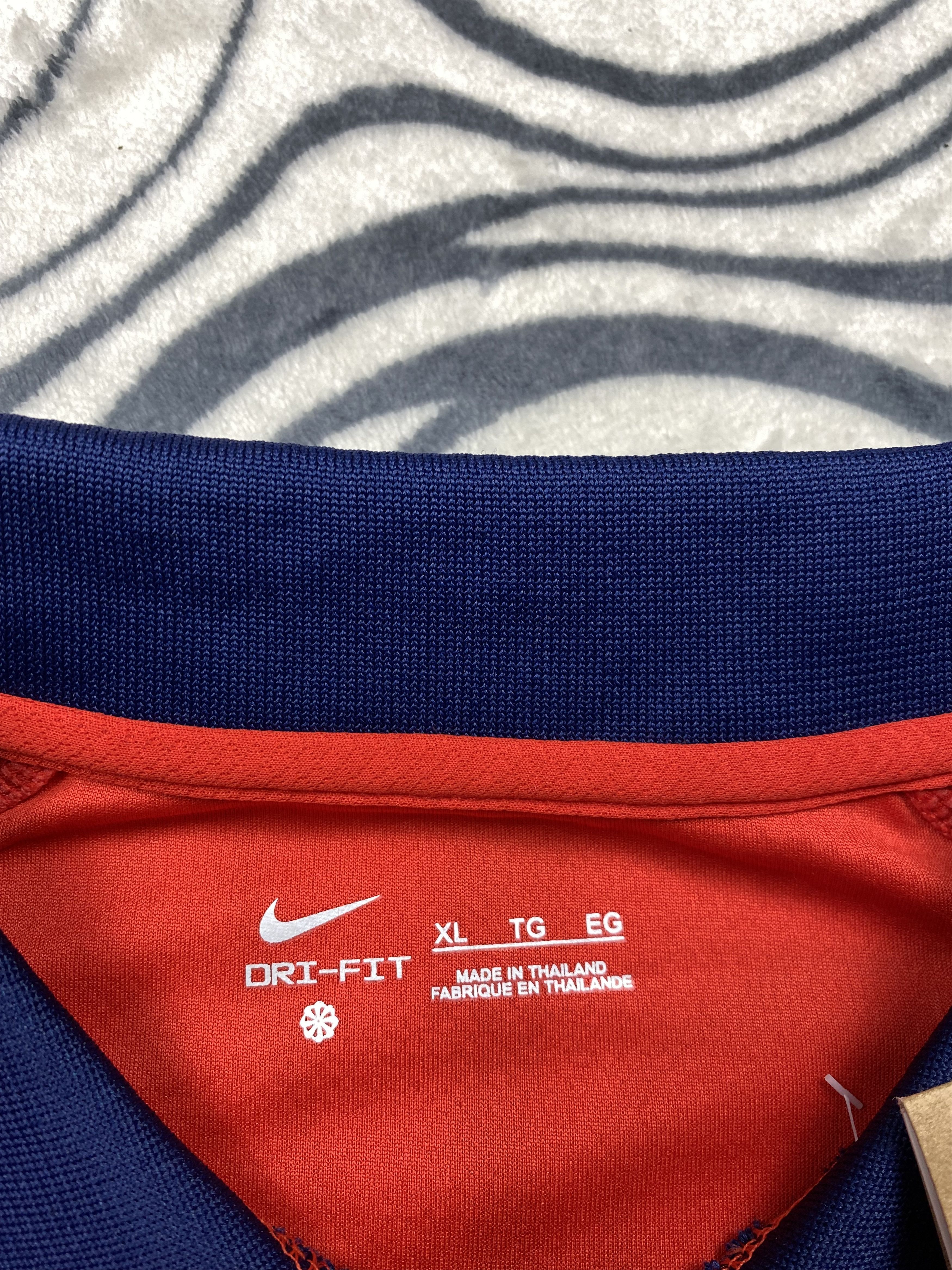 Nike × Vintage NEW Nike England Vintage Jersey T-Shirt Tee Polo Dri Fit Size US XL / EU 56 / 4 - 6 Thumbnail