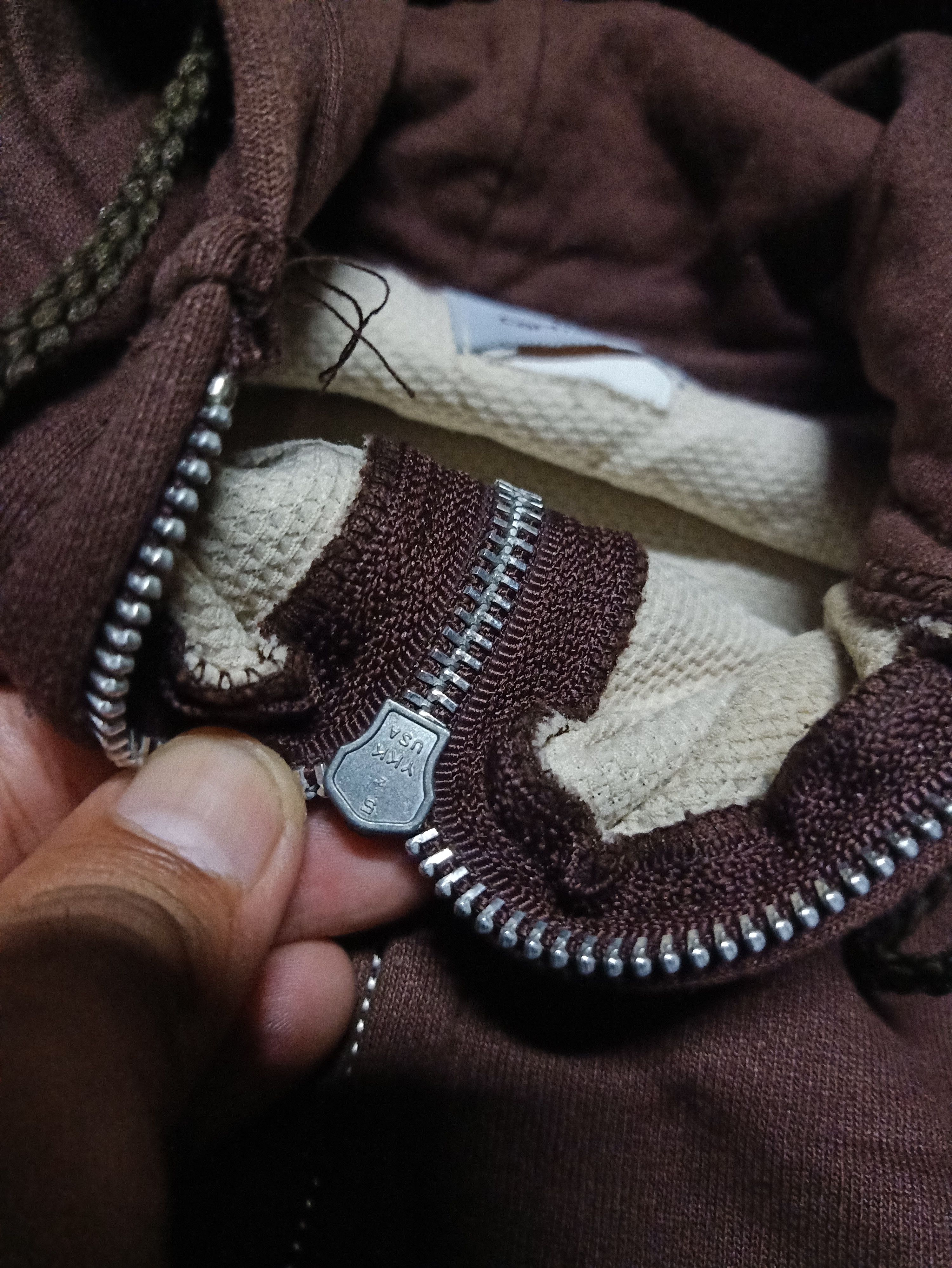 Carhartt Vintage Carhartt Made In Usa Hoodie Brown Size L Size US L / EU 52-54 / 3 - 4 Thumbnail