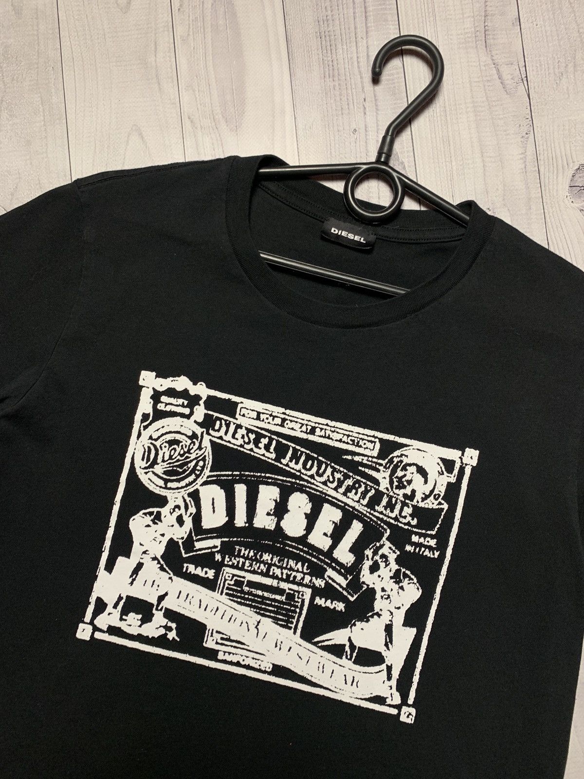 Diesel tee logo size M black
