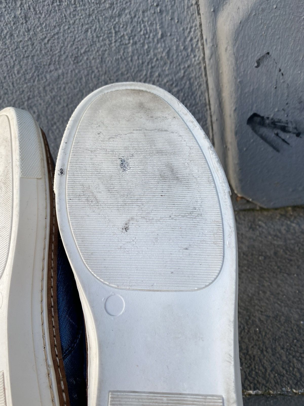 Maison Margiela MAISON MARGIELA MAISON MARGIELA BLUE SILVER SLIP-ON SNEAKE Size US 7.5 / EU 40-41 - 13 Thumbnail