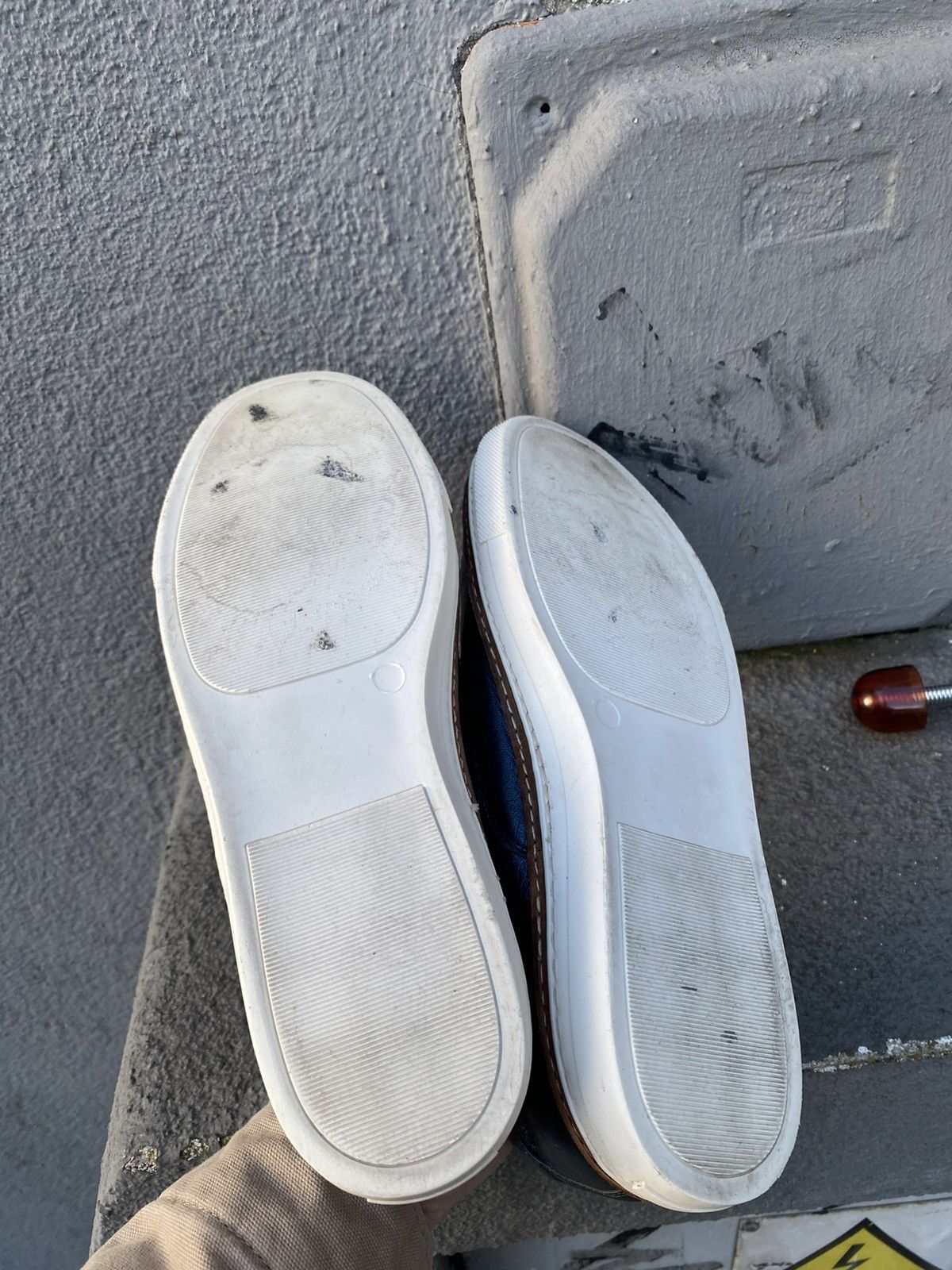 Maison Margiela MAISON MARGIELA MAISON MARGIELA BLUE SILVER SLIP-ON SNEAKE Size US 7.5 / EU 40-41 - 11 Thumbnail