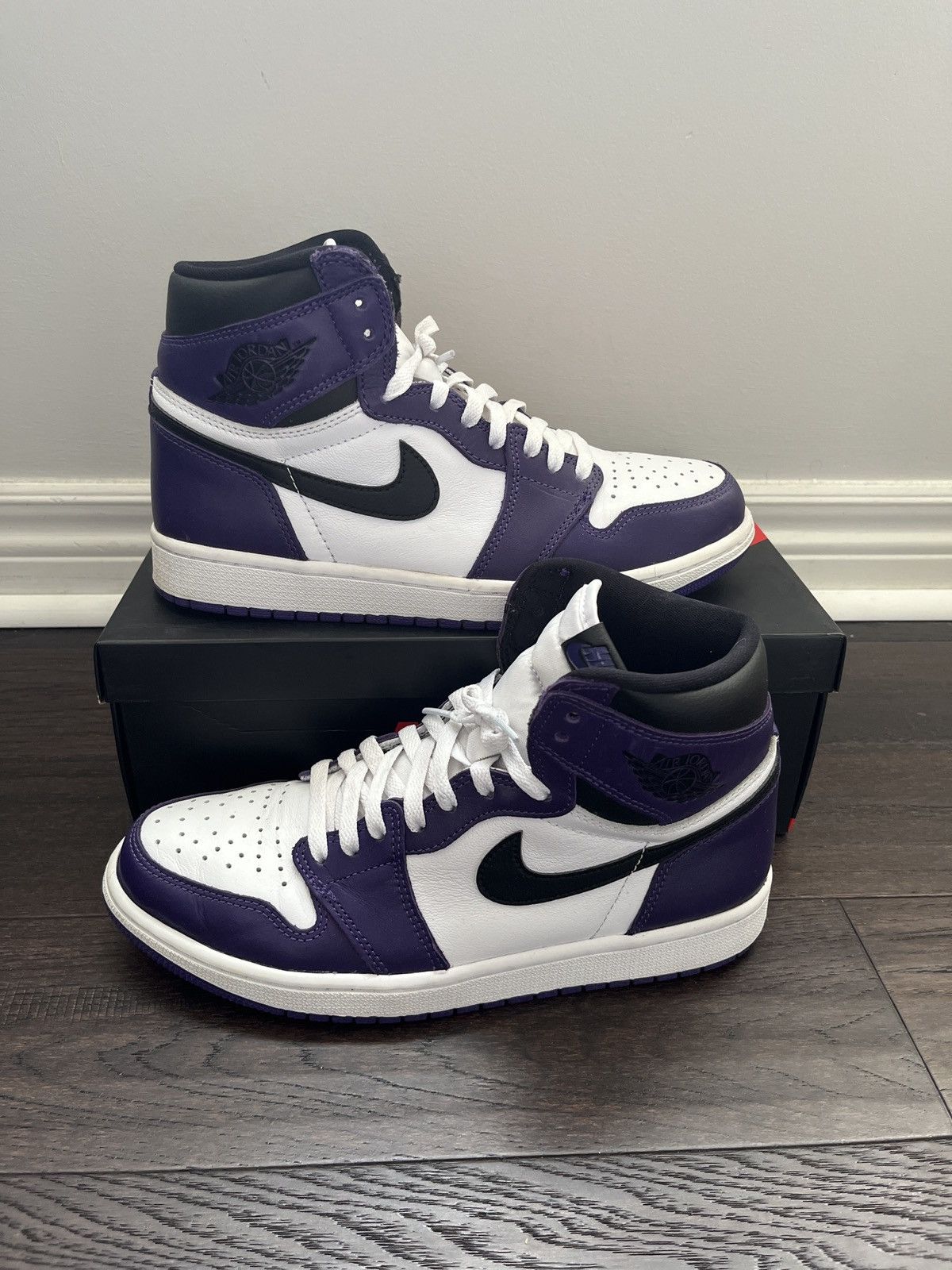 Jordan Brand × Nike Air Jordan 1 High Court Purple 2.0 Size US 9 / EU 42 - 4 Thumbnail