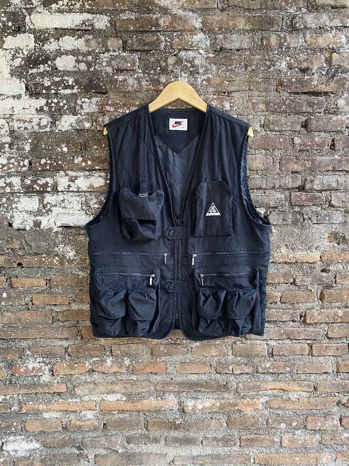 Nike acg tactical vest best sale