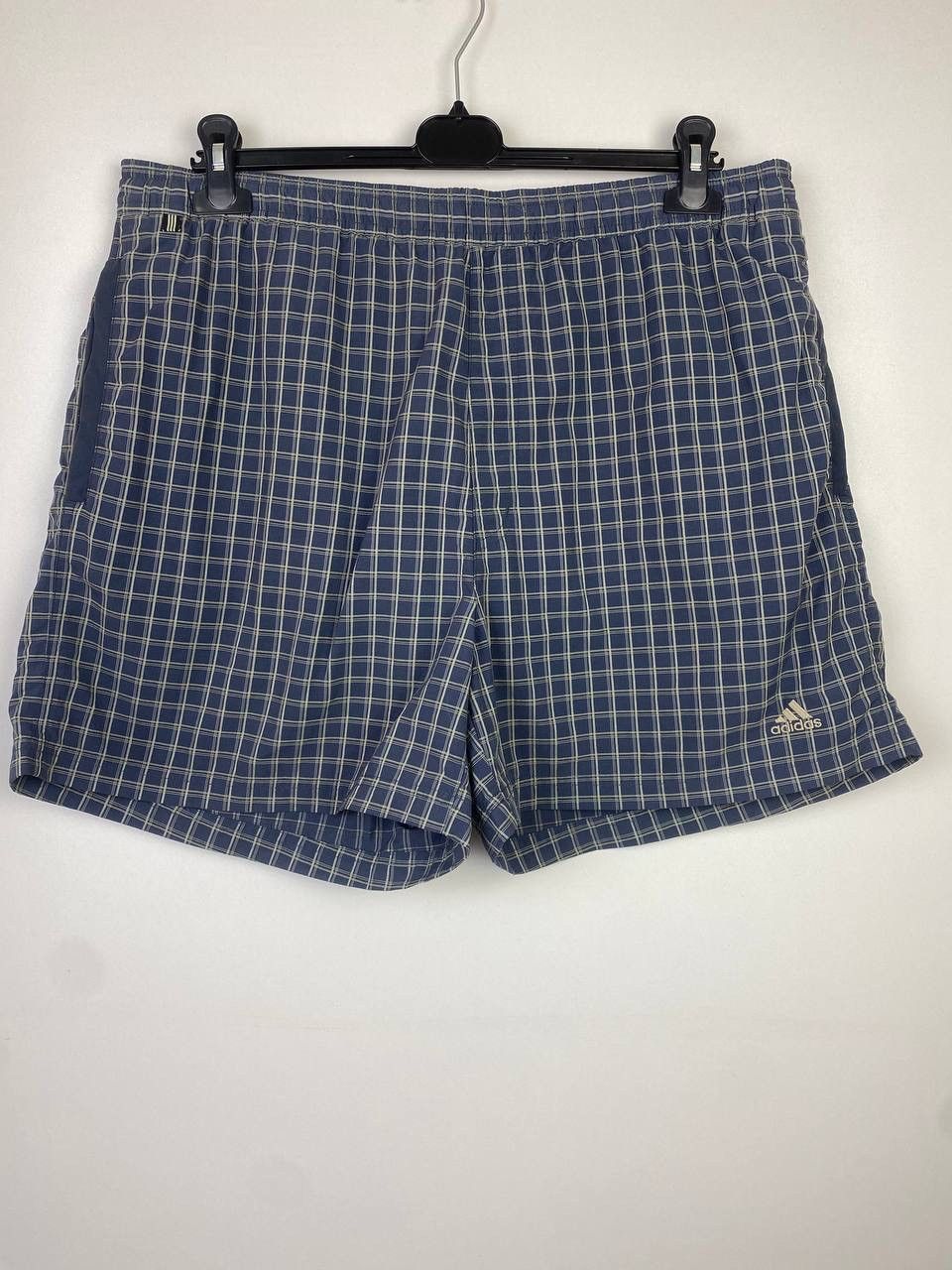 Vintage Adidas vintage shorts size Xl Size US 36 / EU 52 - 1 Thumbnail