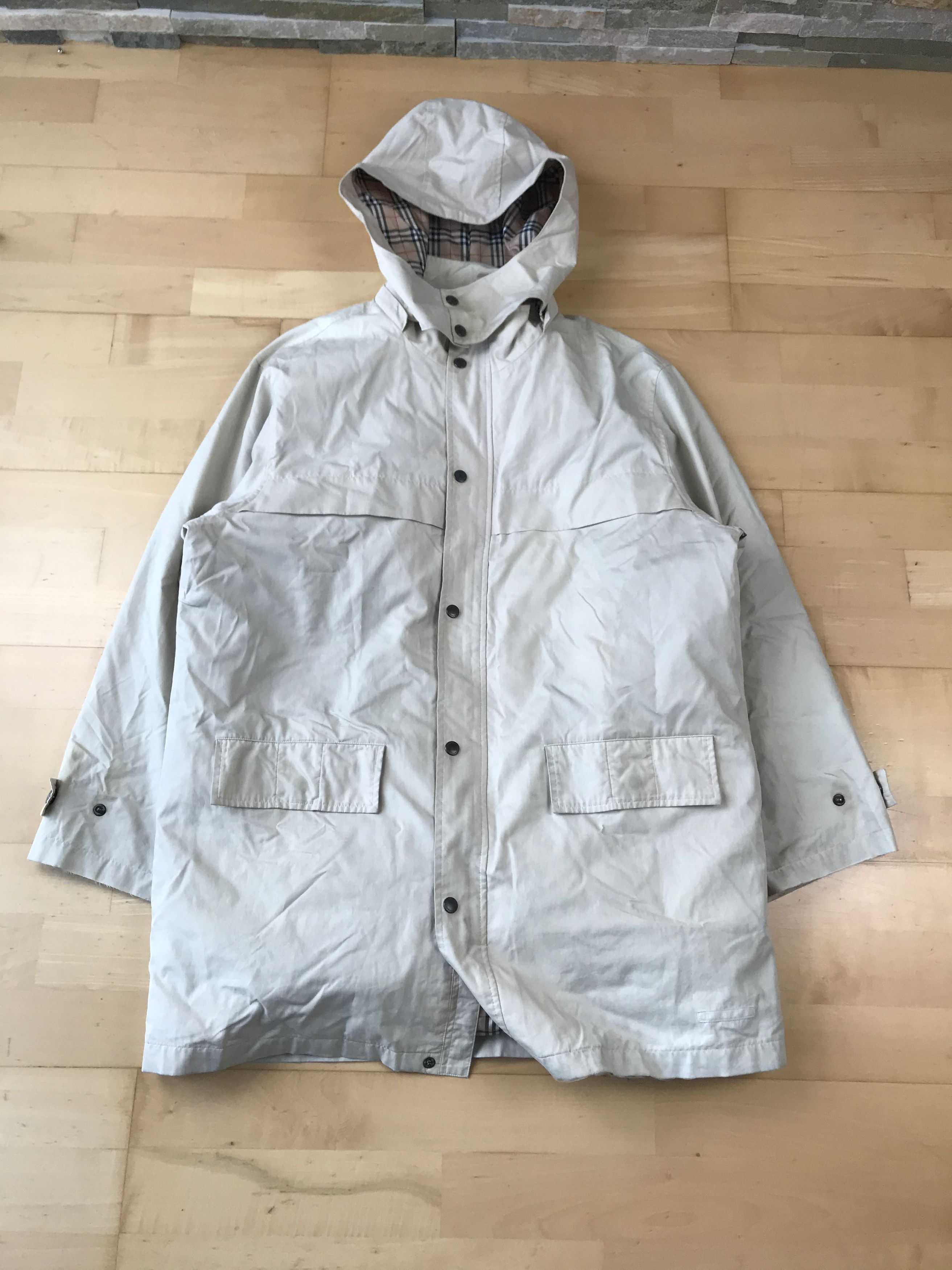 Burberry Burberry Check Coat and Gilet Size US M / EU 48-50 / 2 - 1 Thumbnail