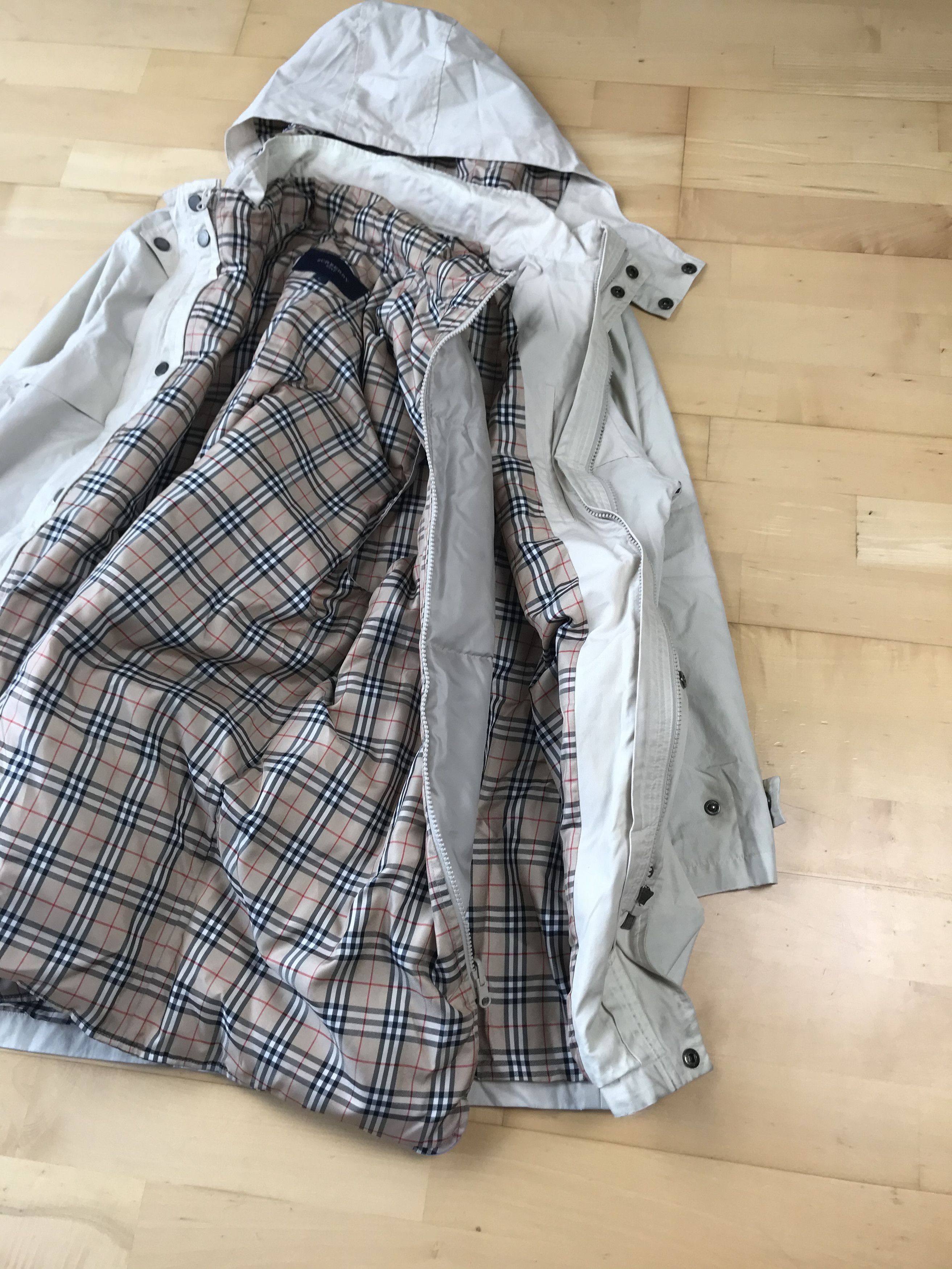 Burberry Burberry Check Coat and Gilet Size US M / EU 48-50 / 2 - 3 Thumbnail