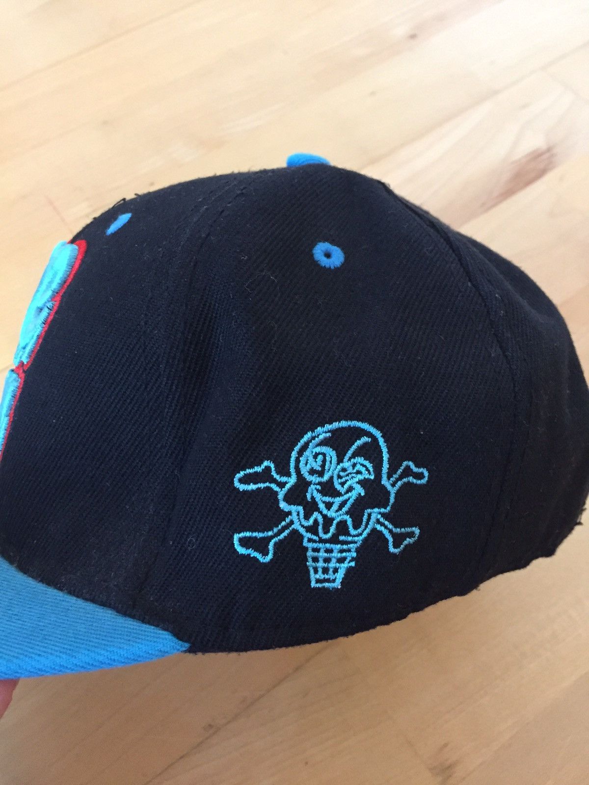 Icecream Icecream dripping Logo flatbrim Size ONE SIZE - 3 Thumbnail