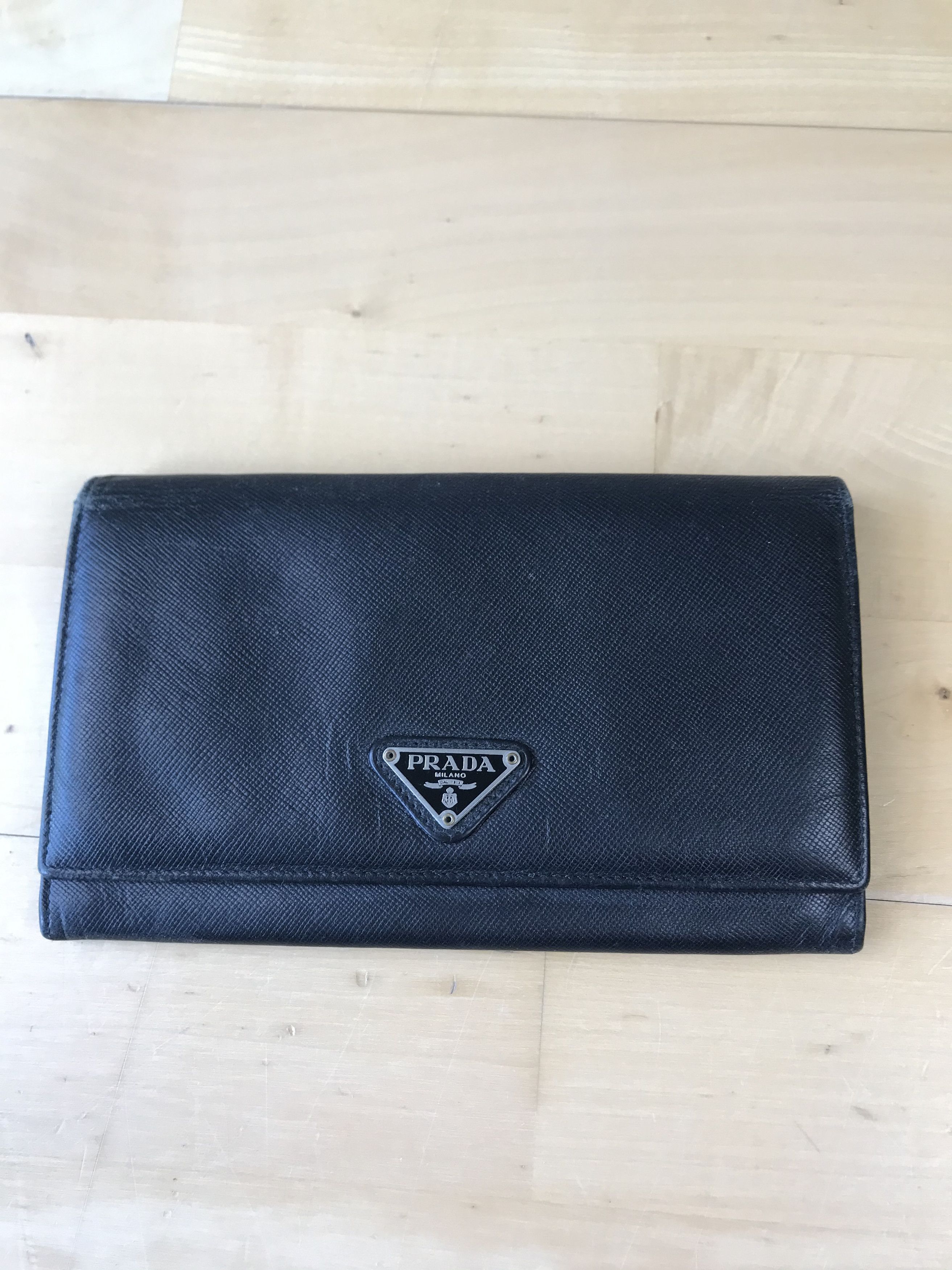 Prada Prada Bi Fold Wallet Black Size ONE SIZE - 1 Thumbnail