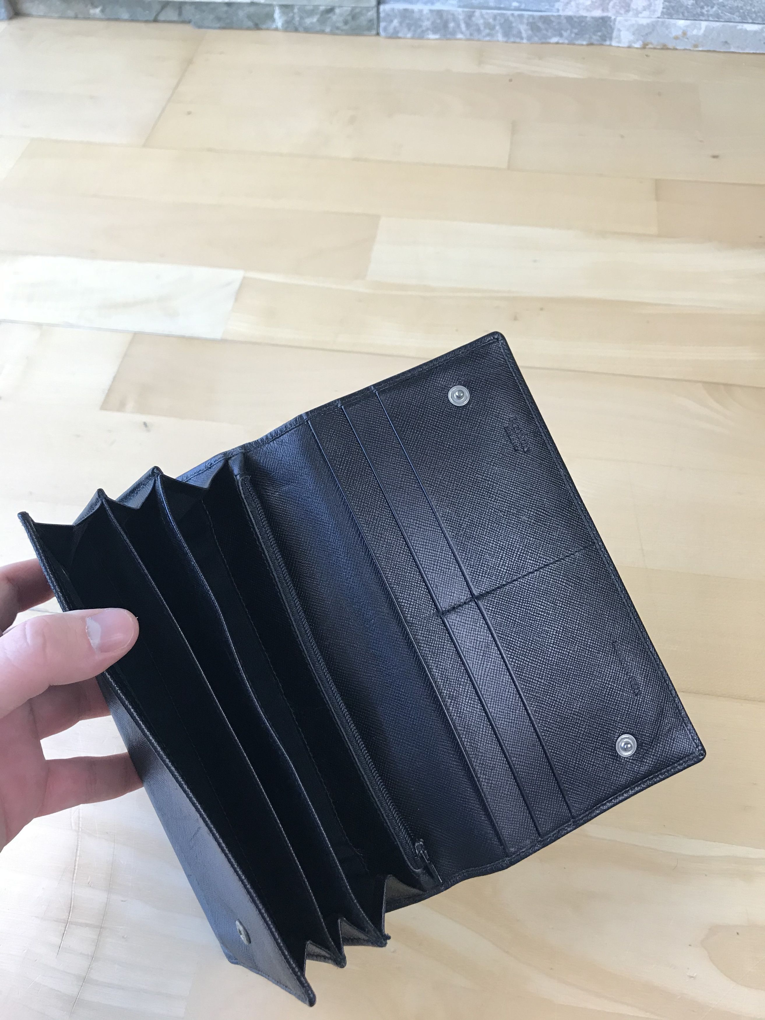 Prada Prada Bi Fold Wallet Black Size ONE SIZE - 6 Thumbnail