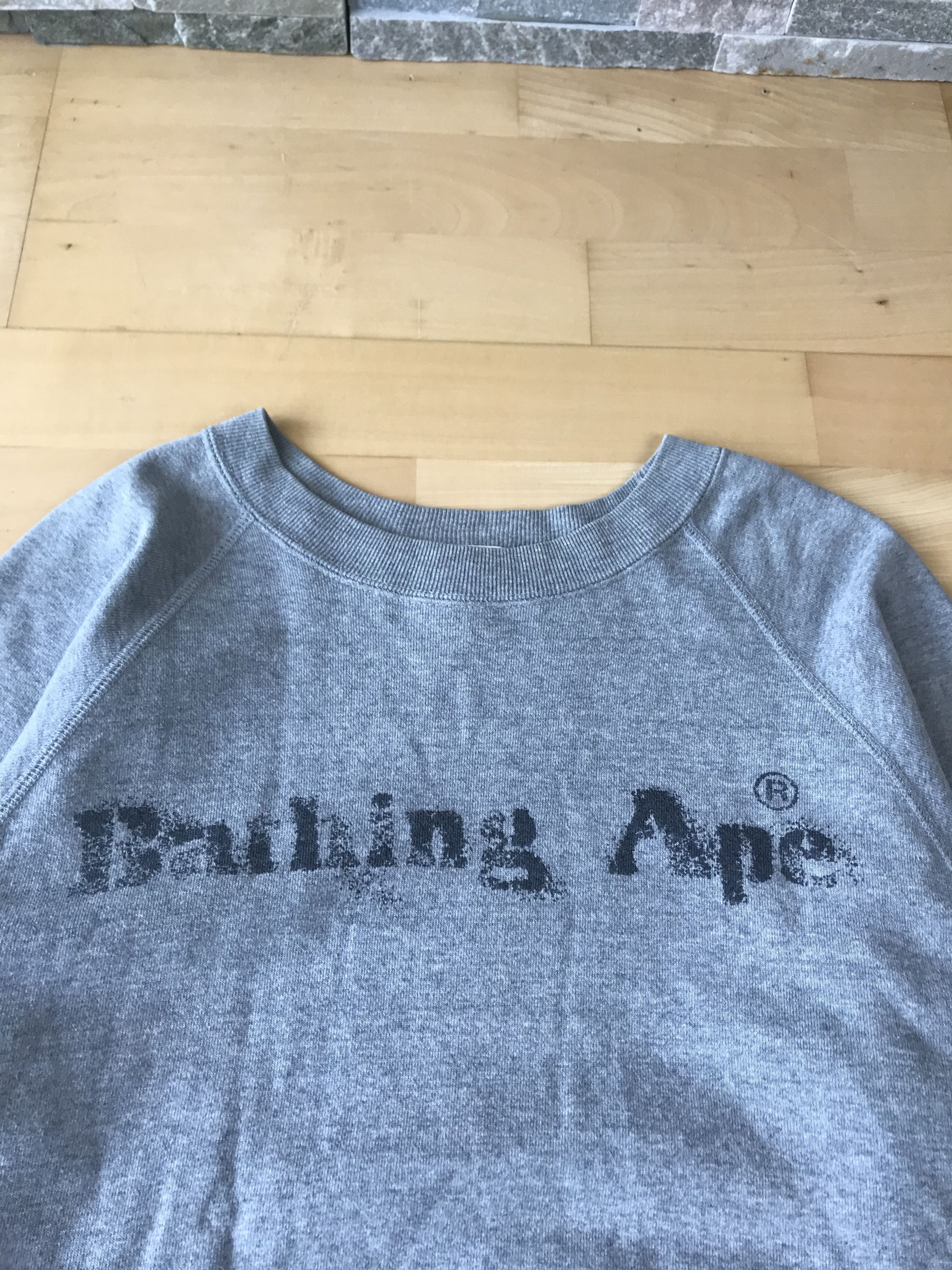 Bape Bape A Bathing Ape Spray Logo Size US S / EU 44-46 / 1 - 2 Thumbnail