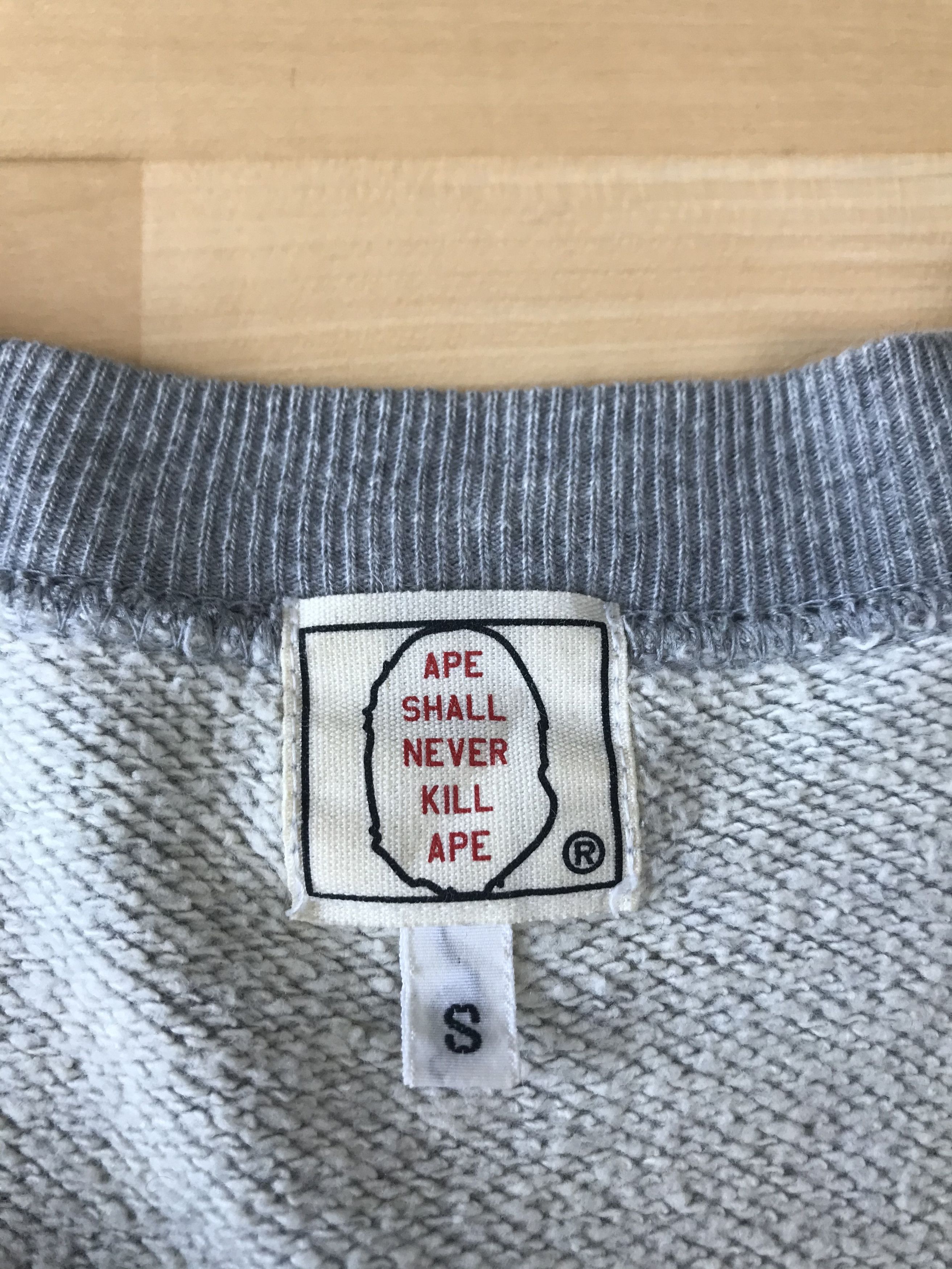 Bape Bape A Bathing Ape Spray Logo Size US S / EU 44-46 / 1 - 4 Thumbnail