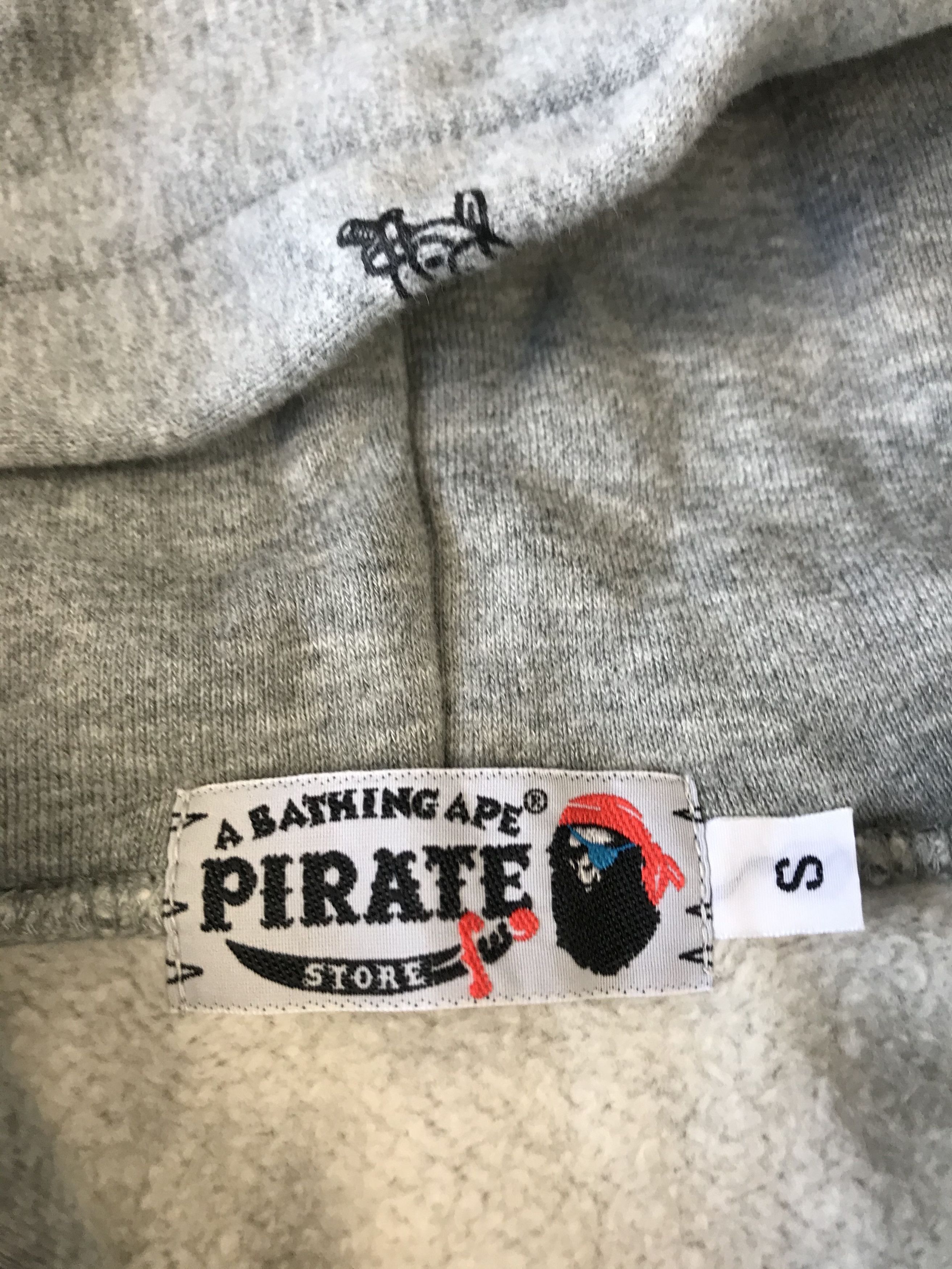 Bape Bape Pirate Store Logo Zip Up Size US S / EU 44-46 / 1 - 3 Thumbnail