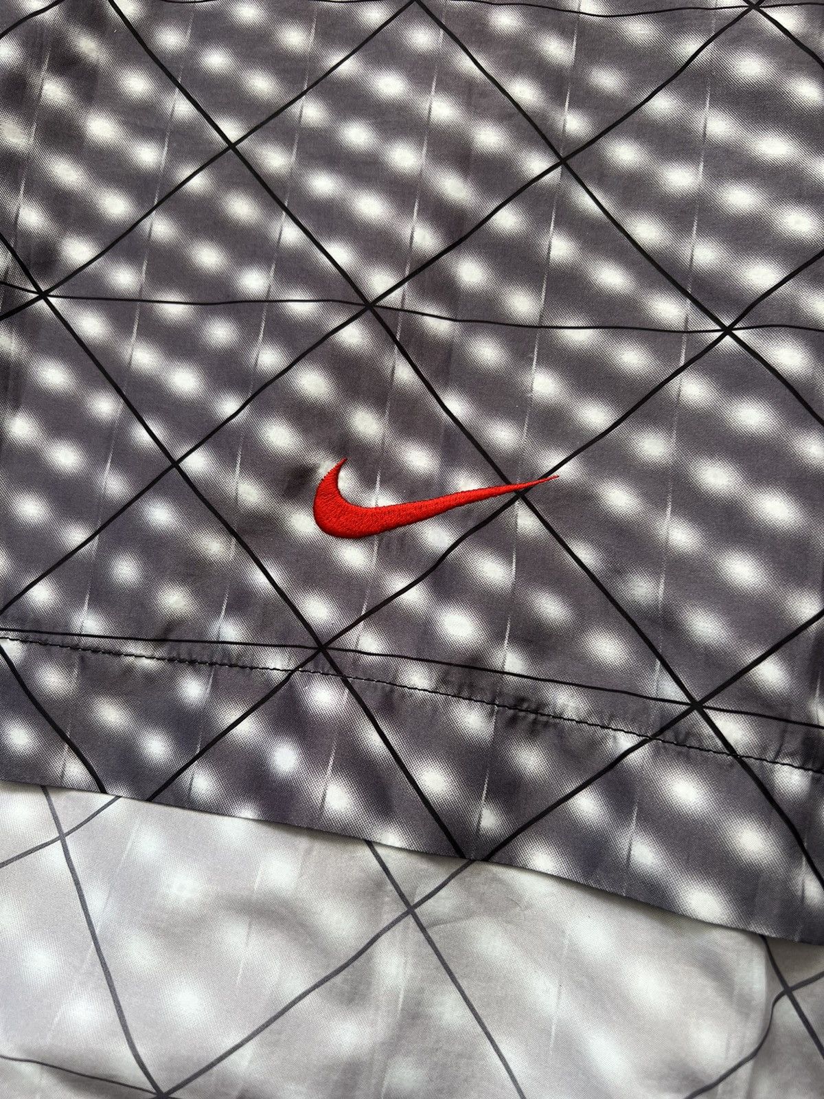 Nike × Vintage Rare Vintage Nike Jacket 90s Size US L / EU 52-54 / 3 - 12 Thumbnail