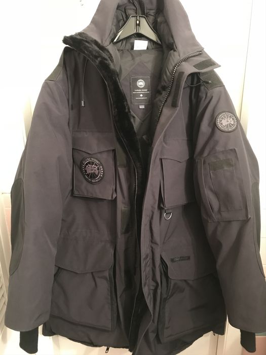 Canada goose x shop vetements snow mantra