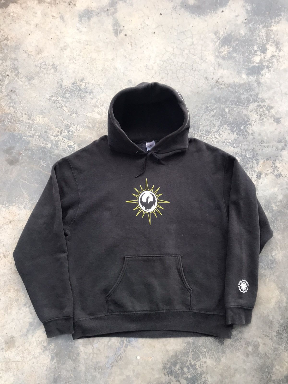 vintage 1990s skate dragon hoodie centre stussy surf nike