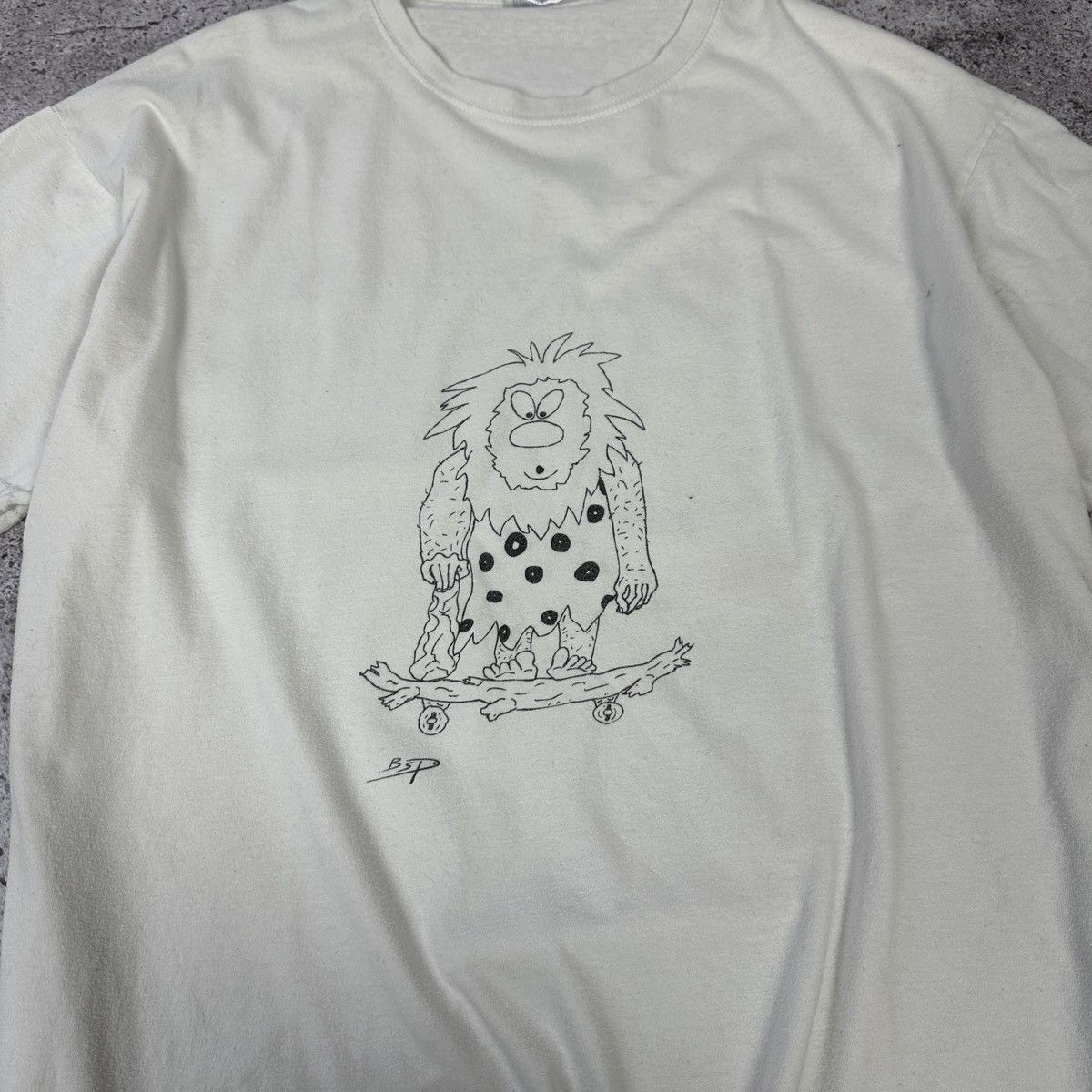 Vintage Vintage 90s BSP Flintstone Neanderthal on skate tee y2k sk8 Size US M / EU 48-50 / 2 - 4 Thumbnail