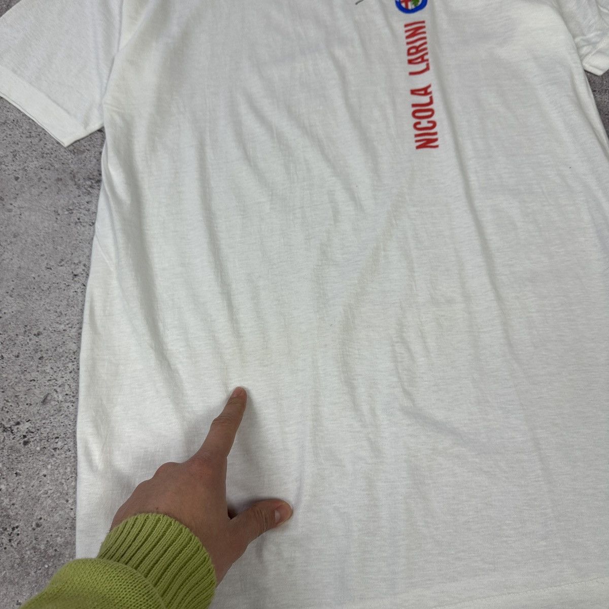 Vintage Vintage 90s racing Nicola Larini Alpha Romeo Formula 1 tee Size US XL / EU 56 / 4 - 4 Thumbnail