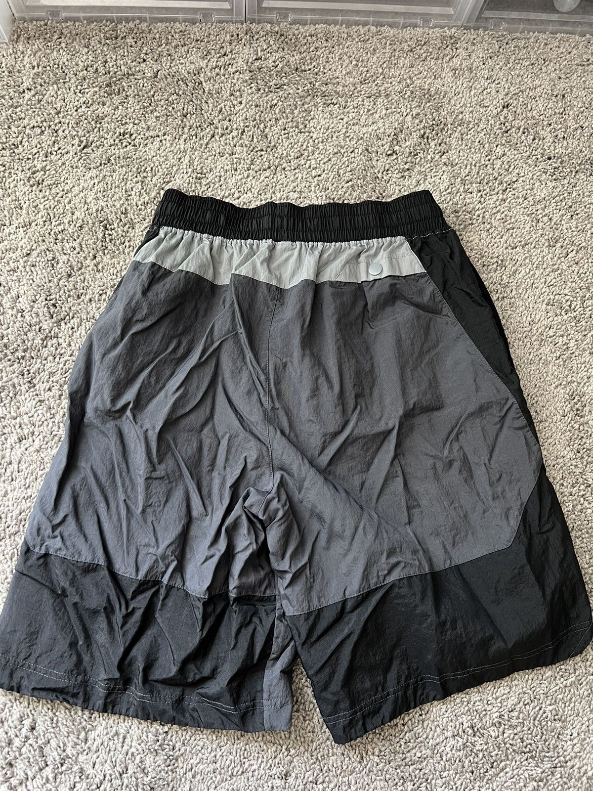 Nike Nike Athletic Basketball Nylon Short Size US 32 / EU 48 - 4 Thumbnail