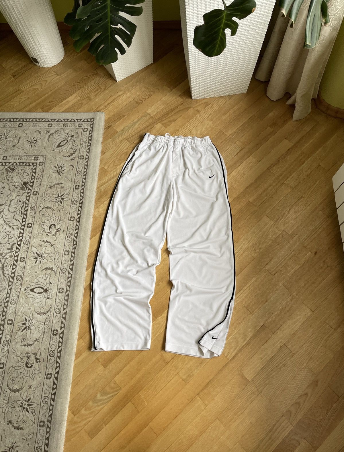 Vintage Y2K Nike Small Swoosh Nylon Drill Track Baggy Pants