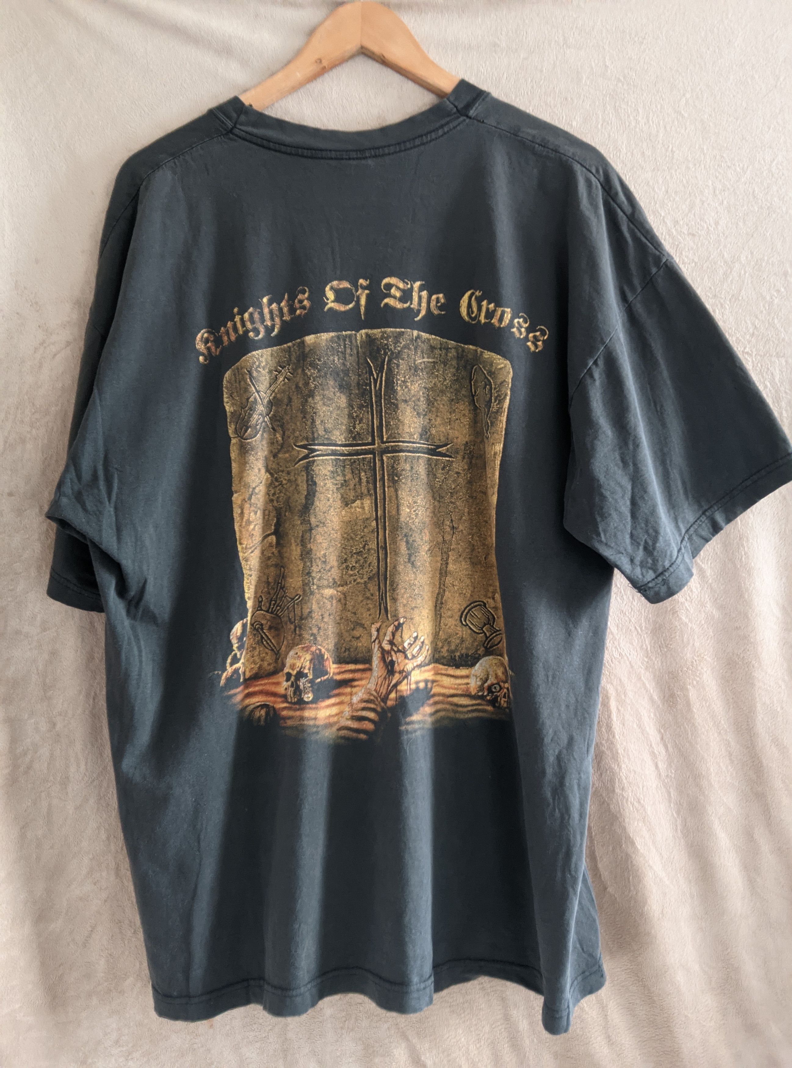 Band Tees × Vintage vintage 1998 grave digger knigths of the cross t shirt Size US XL / EU 56 / 4 - 2 Thumbnail