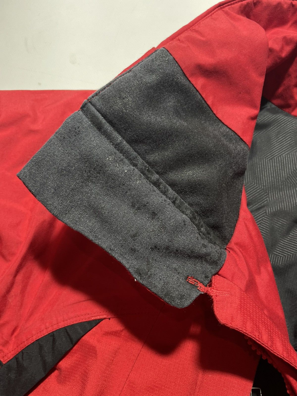 Nike Vintage Nike Acg Ski/Snowboard Jacket Size US M / EU 48-50 / 2 - 20 Thumbnail