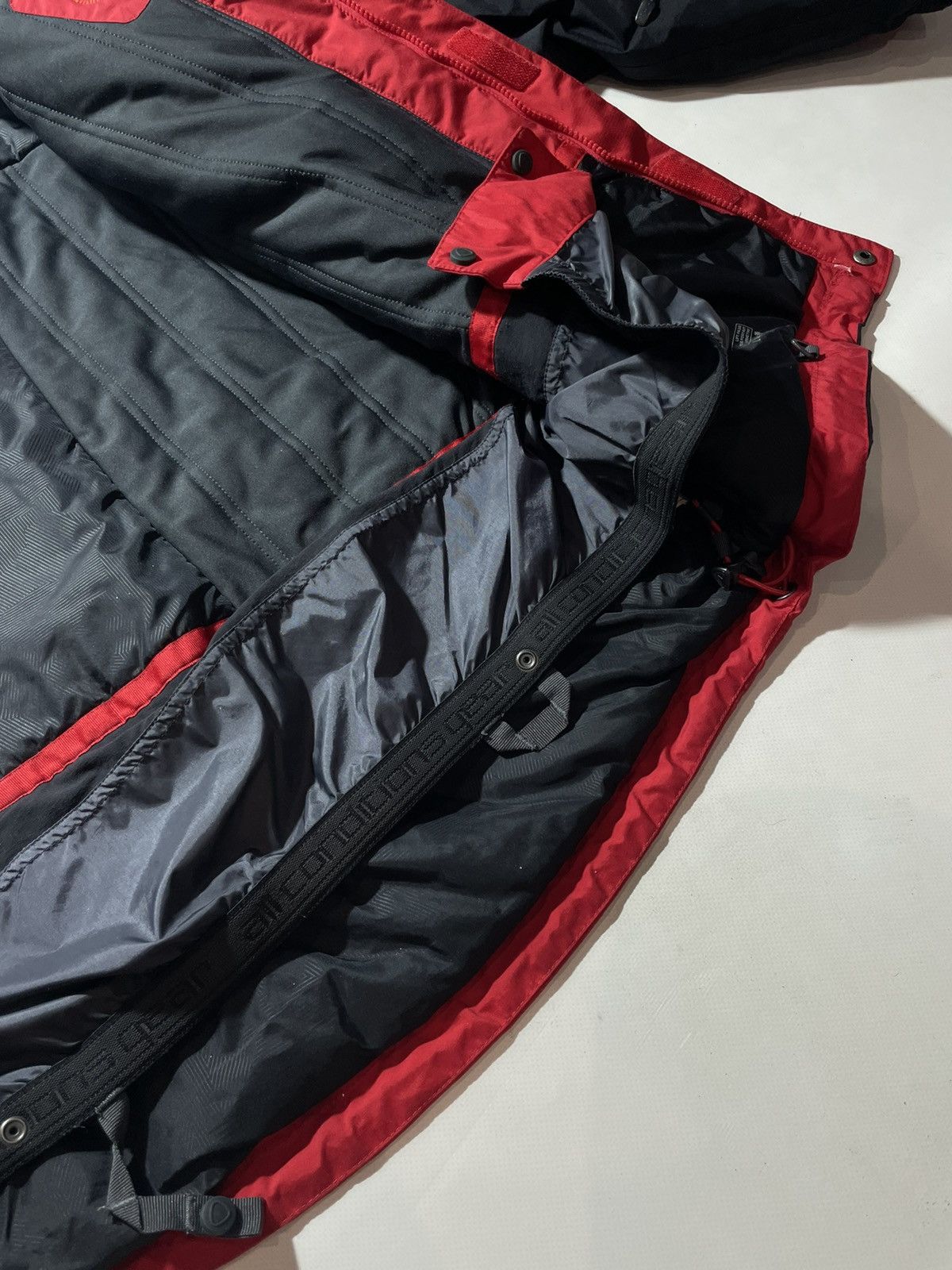 Nike Vintage Nike Acg Ski/Snowboard Jacket Size US M / EU 48-50 / 2 - 9 Thumbnail