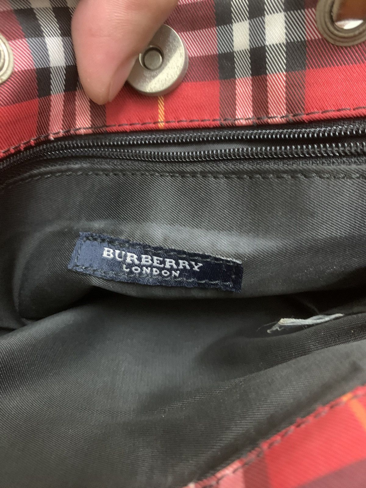 Burberry × Designer 🔥 Burberry London Mini Tote Bag Size ONE SIZE - 11 Thumbnail