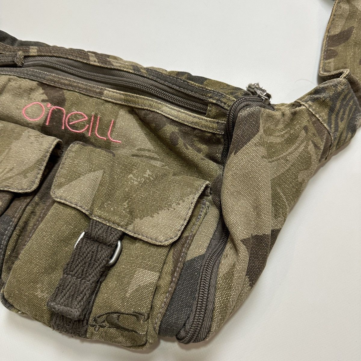 Japanese Brand O’Neil Vintage Beige cargo Crossbody Bag Size ONE SIZE - 2 Thumbnail