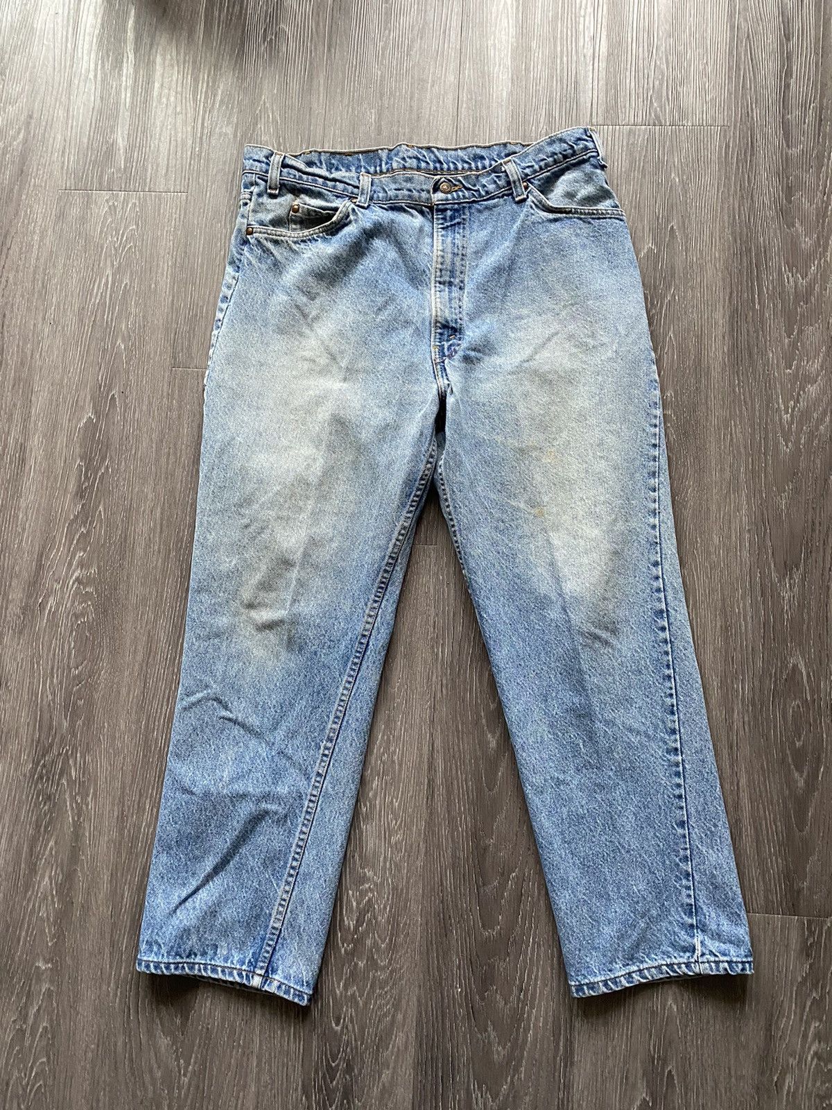 Levi's Vintage 1992 Levi’s Brown Tabs Light Blue Denim Jeans Baggy Size US 35 - 1 Thumbnail
