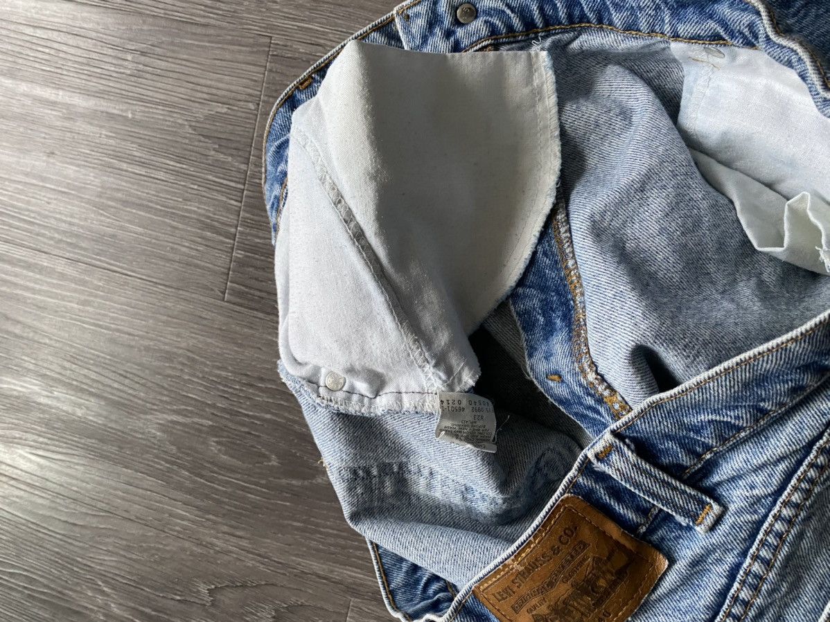 Levi's Vintage 1992 Levi’s Brown Tabs Light Blue Denim Jeans Baggy Size US 35 - 11 Thumbnail