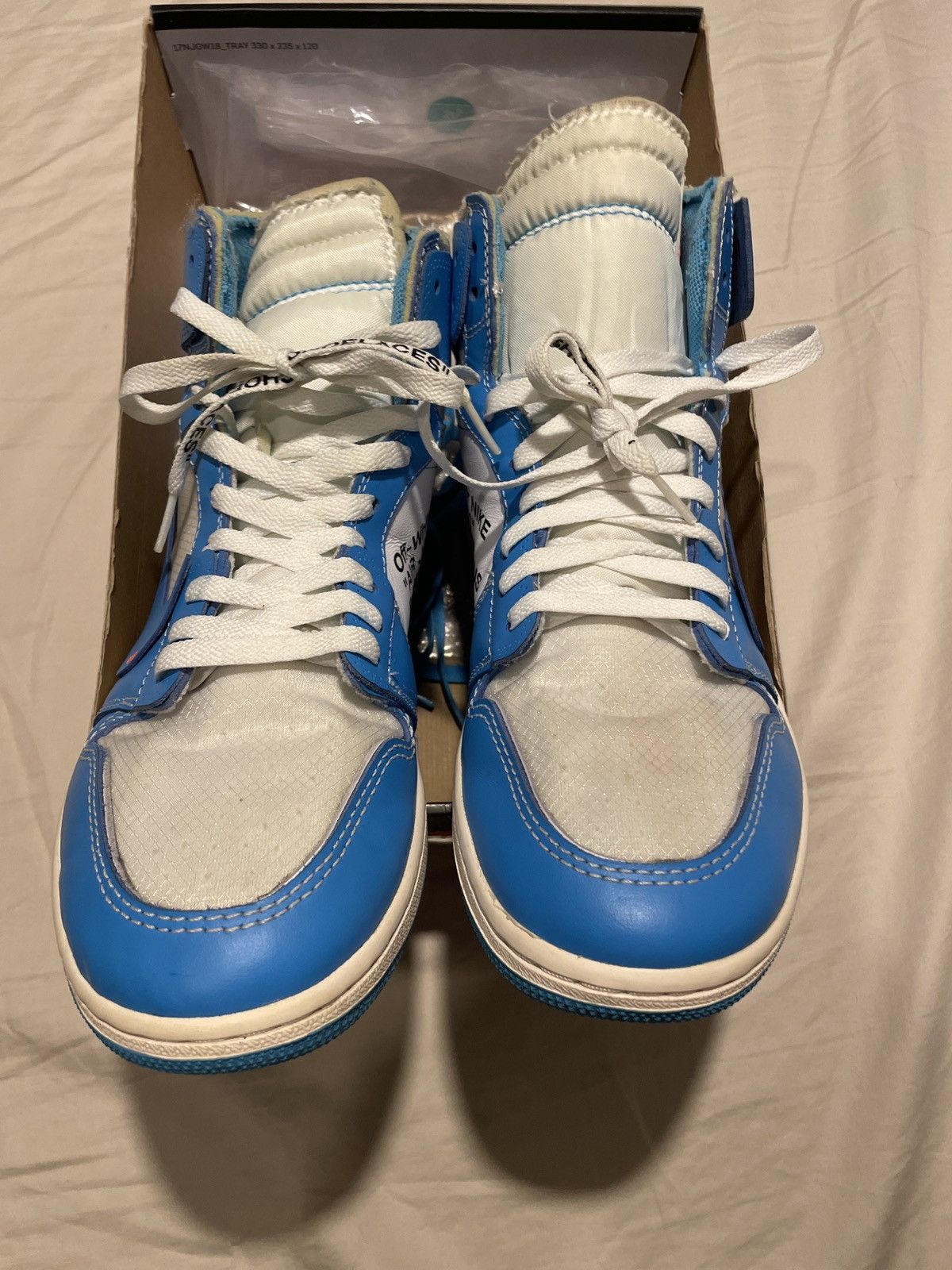 Jordan Brand × Off-White Air Jordan 1 Off-White The 10 UNC Size US 11 / EU 44 - 3 Thumbnail