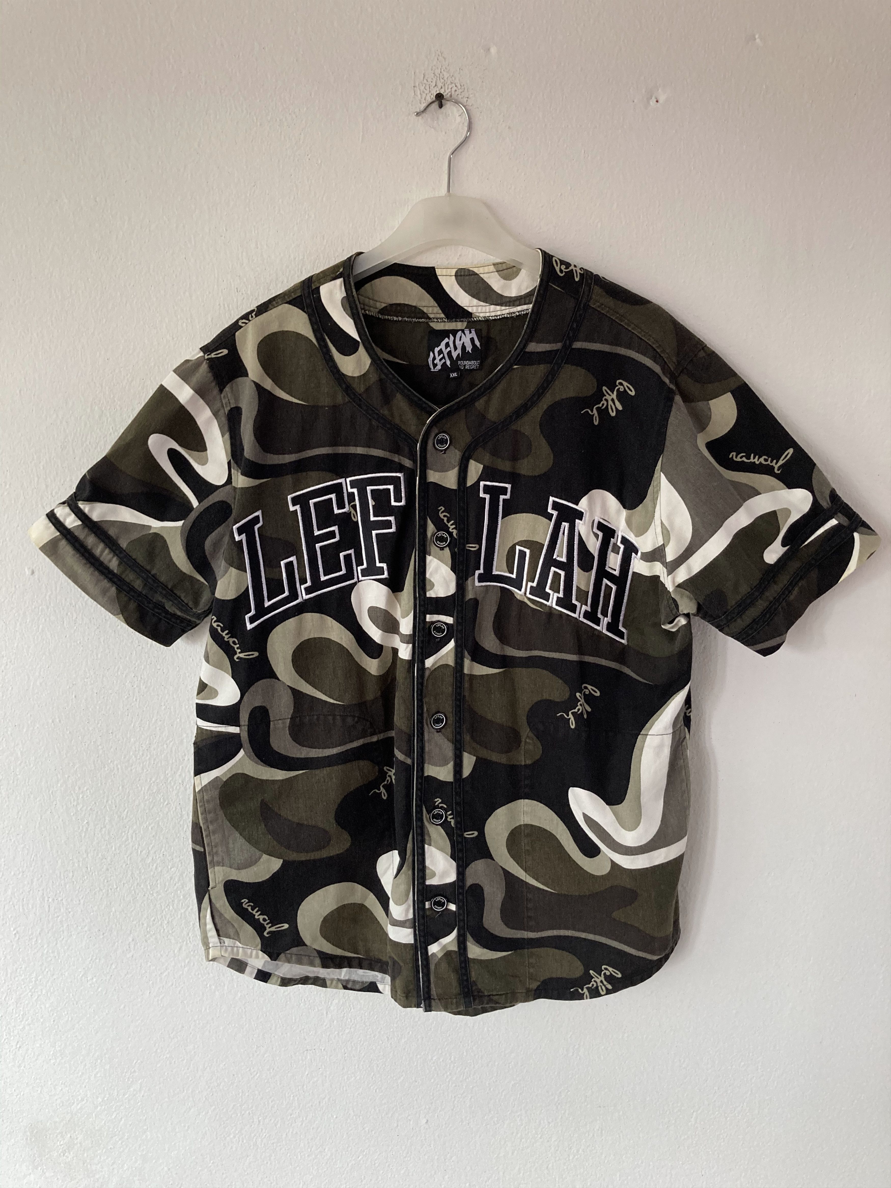 Japanese Brand 🔥LASTPRICE🔥Japanese Leflah ROUNDABOUT NO REGRET Camo Shirt Size US XXL / EU 58 / 5 - 2 Thumbnail