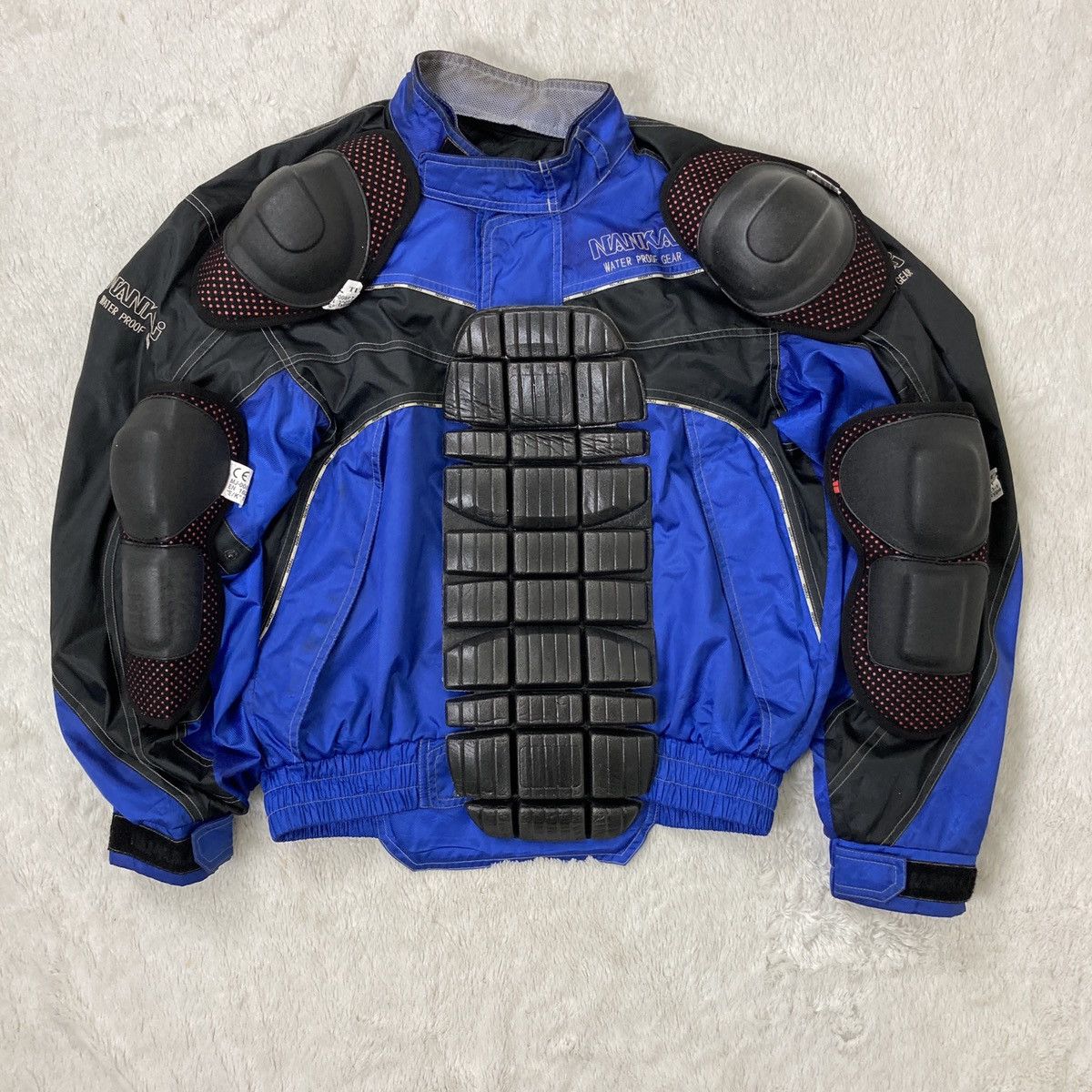 Gear for Sports Nankai Water Proof Gear Come With 5 Pads Size US L / EU 52-54 / 3 - 18 Thumbnail