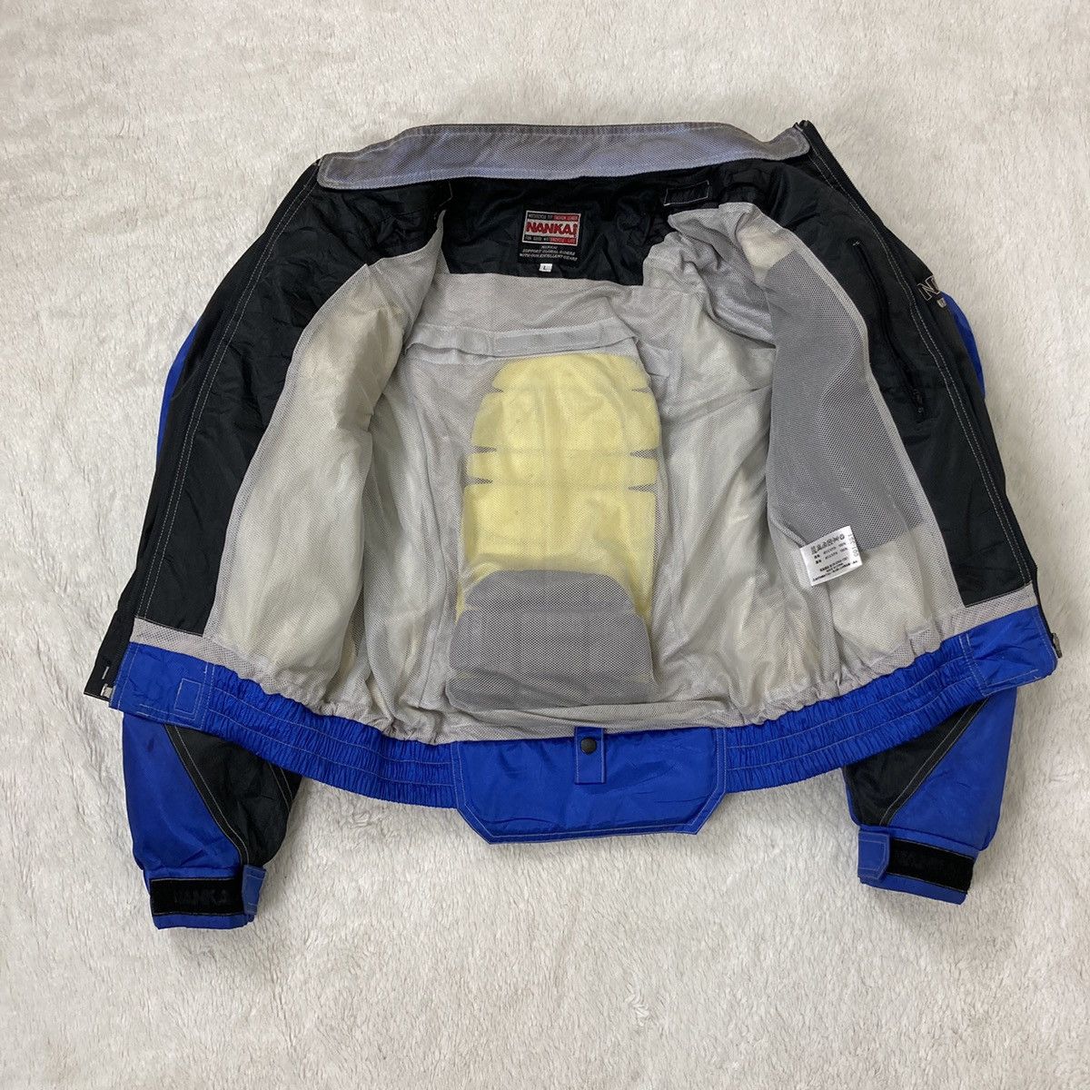 Gear for Sports Nankai Water Proof Gear Come With 5 Pads Size US L / EU 52-54 / 3 - 17 Thumbnail