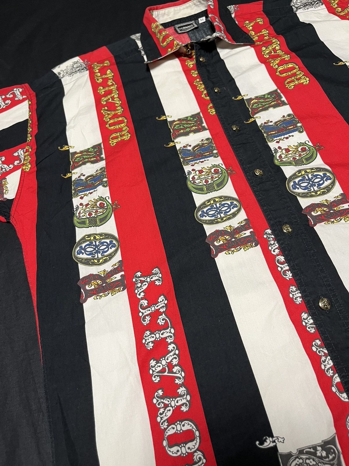 Versace 🧨REAL GRAIL Versace Rock & Royalty Overprinted Shirt Size US M / EU 48-50 / 2 - 7 Thumbnail