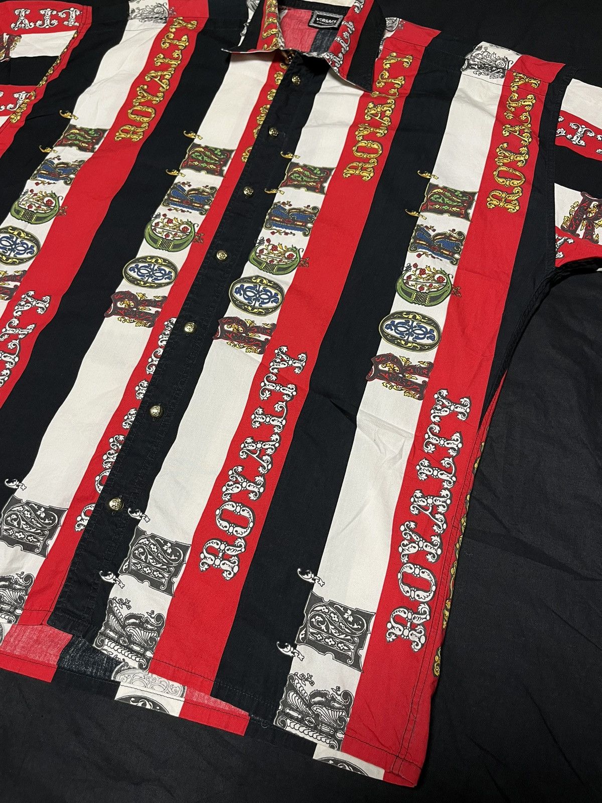 Versace 🧨REAL GRAIL Versace Rock & Royalty Overprinted Shirt Size US M / EU 48-50 / 2 - 2 Thumbnail