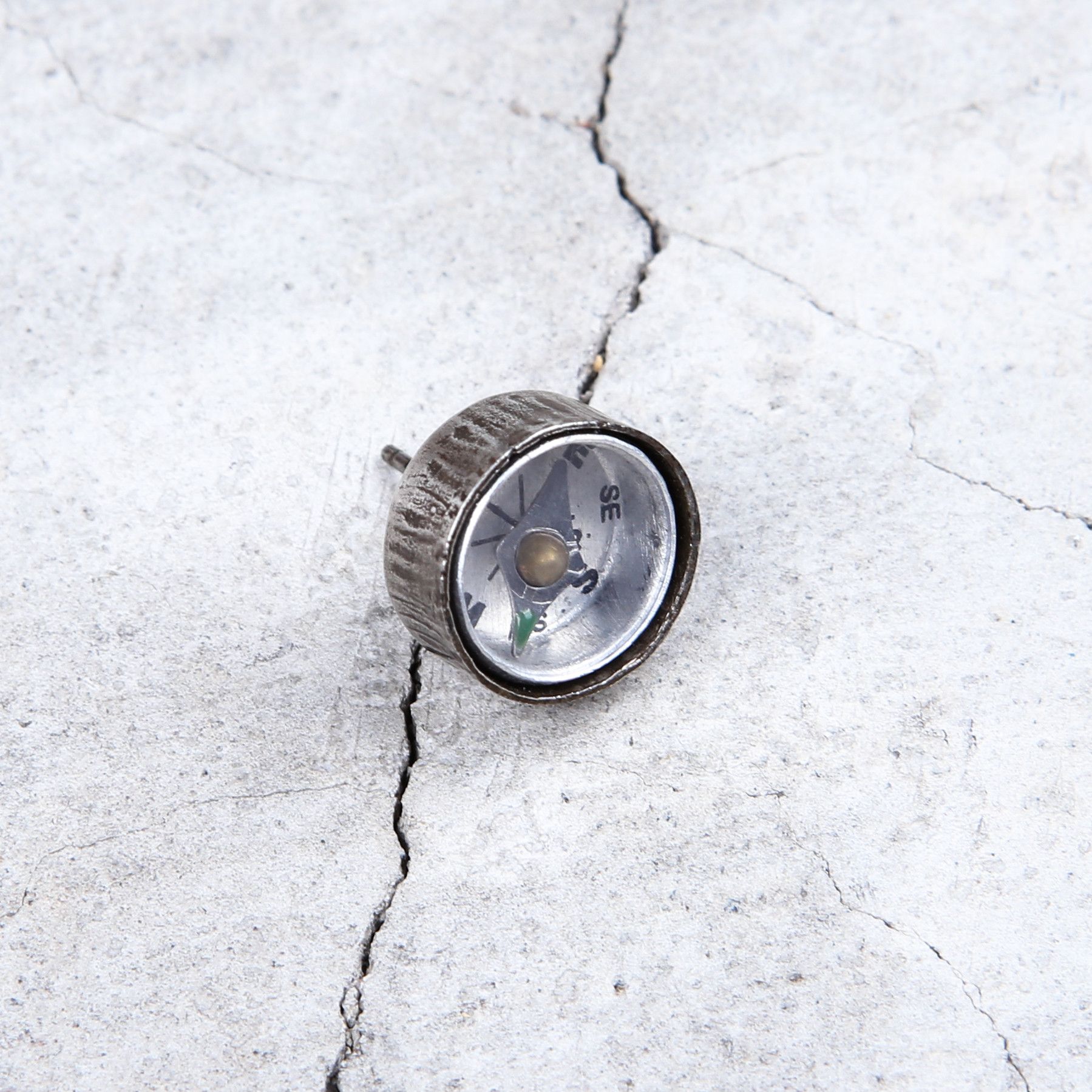 Carol Christian Poell Carol Christian Poell Compass Earring Size ONE SIZE - 8 Thumbnail