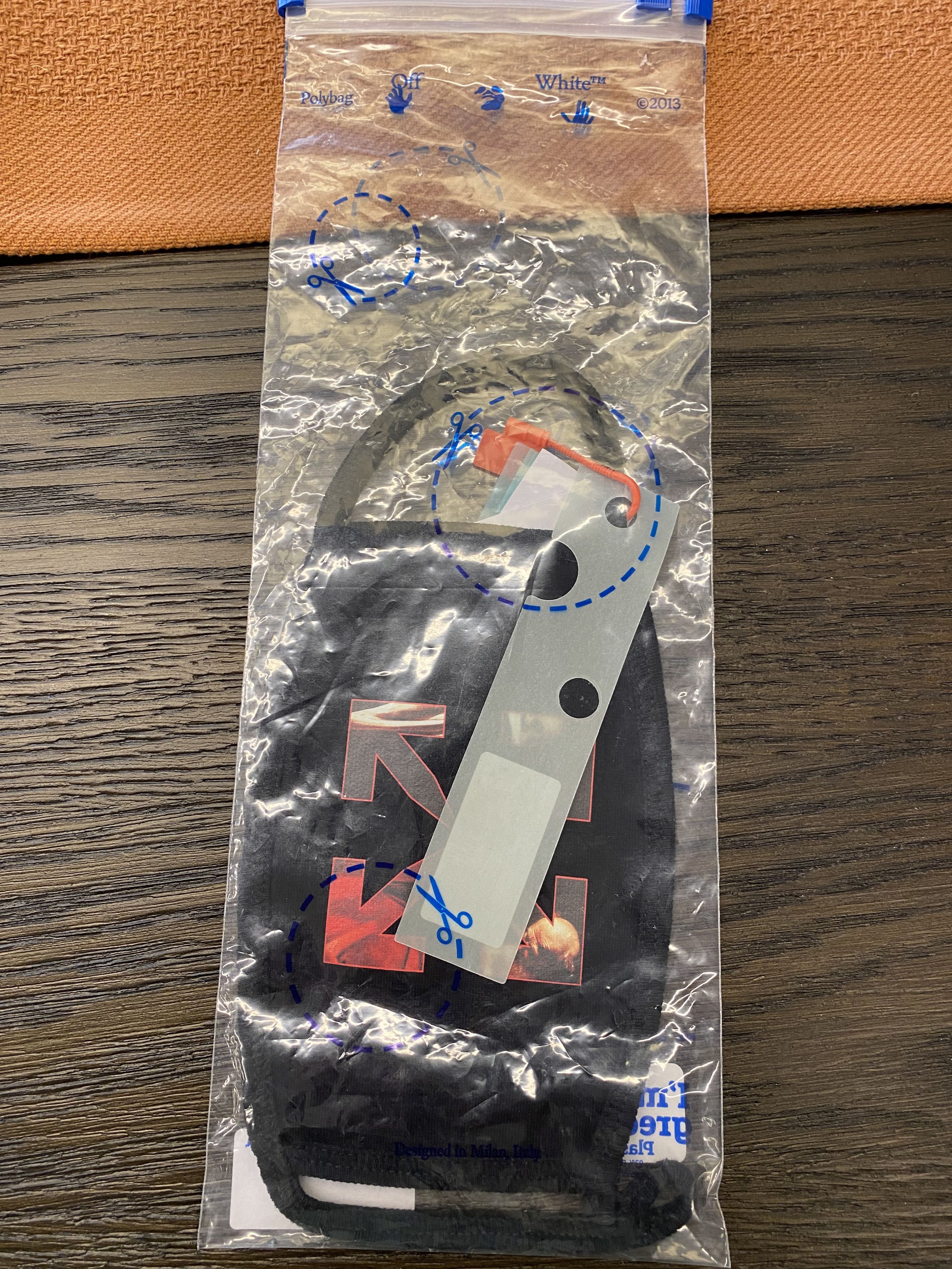 Off-White Off-White Virgil Abloh caravaggio arrow mask One Size Size ONE SIZE - 4 Thumbnail