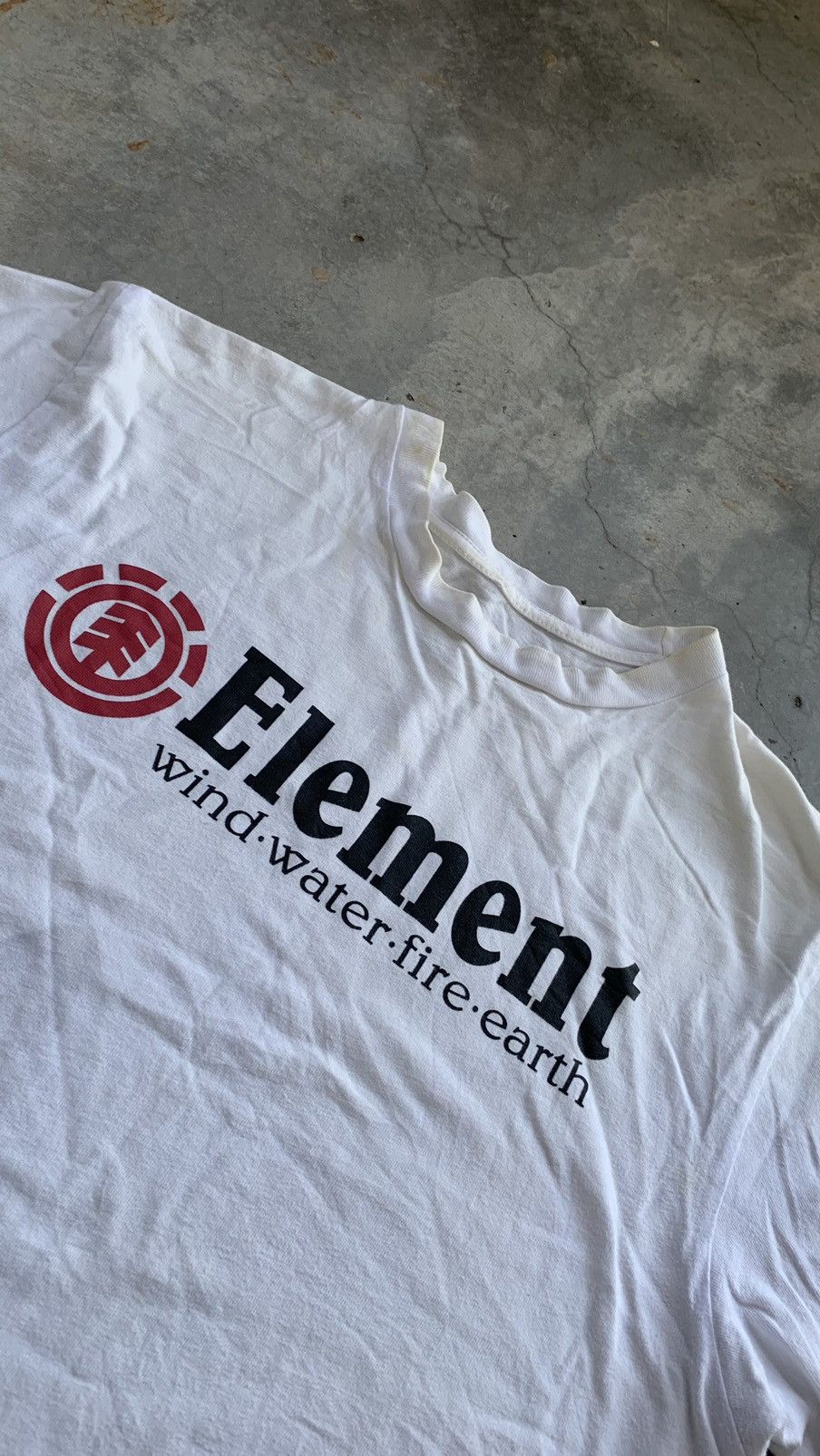 Element Y2K Thrashed Element Skateboard Tshirt Size US L / EU 52-54 / 3 - 2 Thumbnail