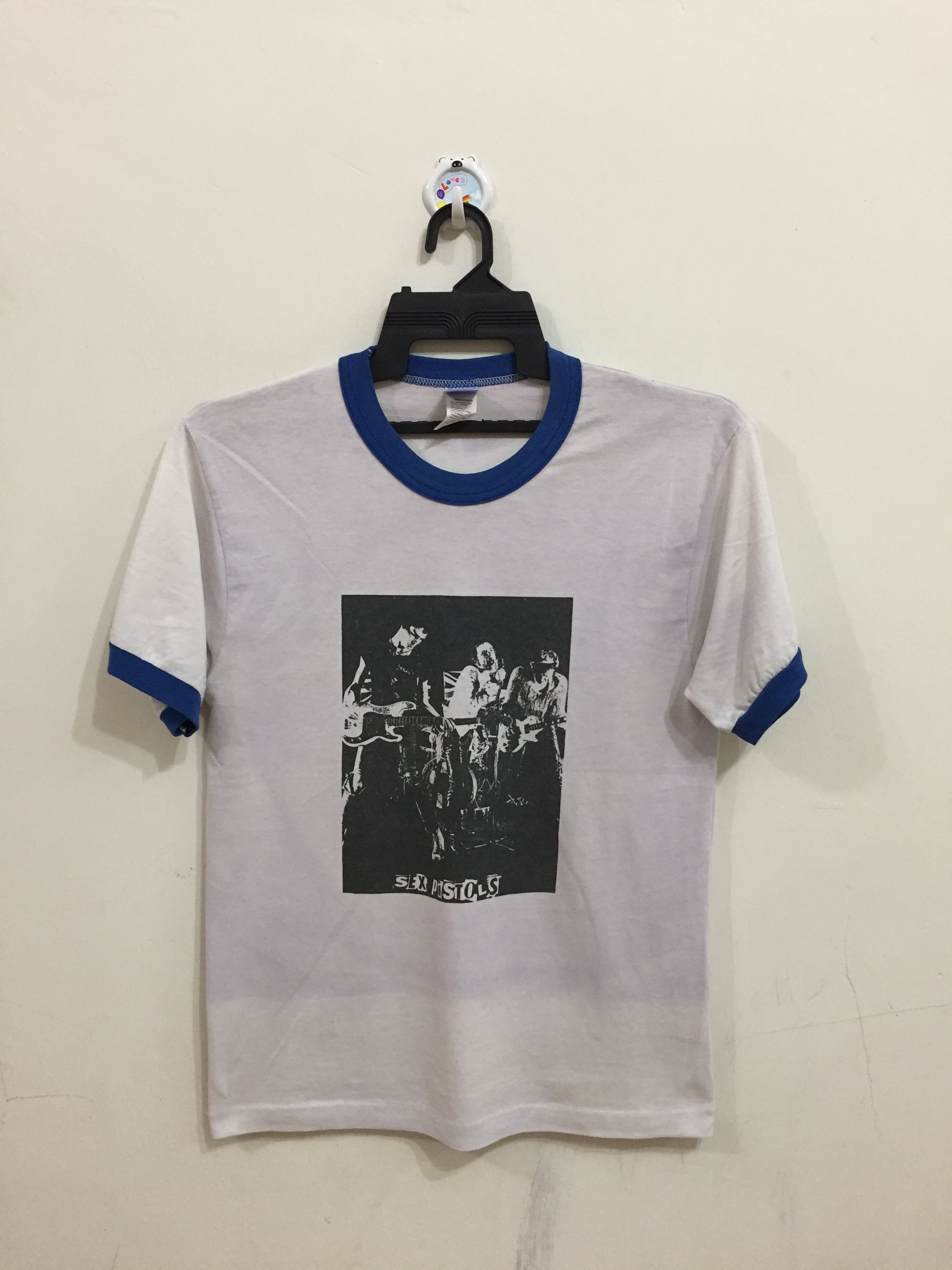 Band Tees Vintage sex pistols line up..vintage t shirt.. size L fit S Size US S / EU 44-46 / 1 - 1 Thumbnail