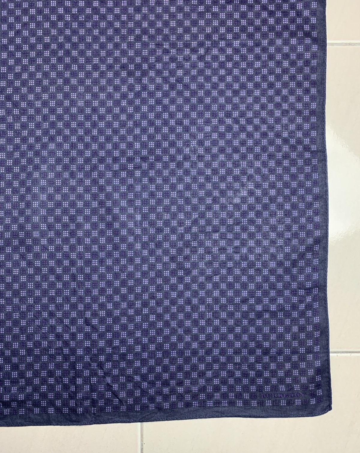 Designer Burberry Handkerchief Pocketsquares Size ONE SIZE - 4 Thumbnail