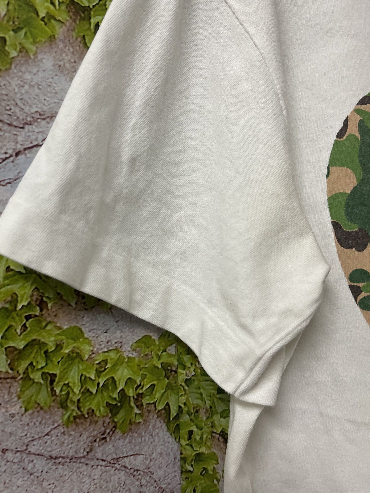 Comme des Garcons VINTAGE COMME des GARCONS HEARTS BAPE CAMO VERY RARE Size US M / EU 48-50 / 2 - 4 Thumbnail